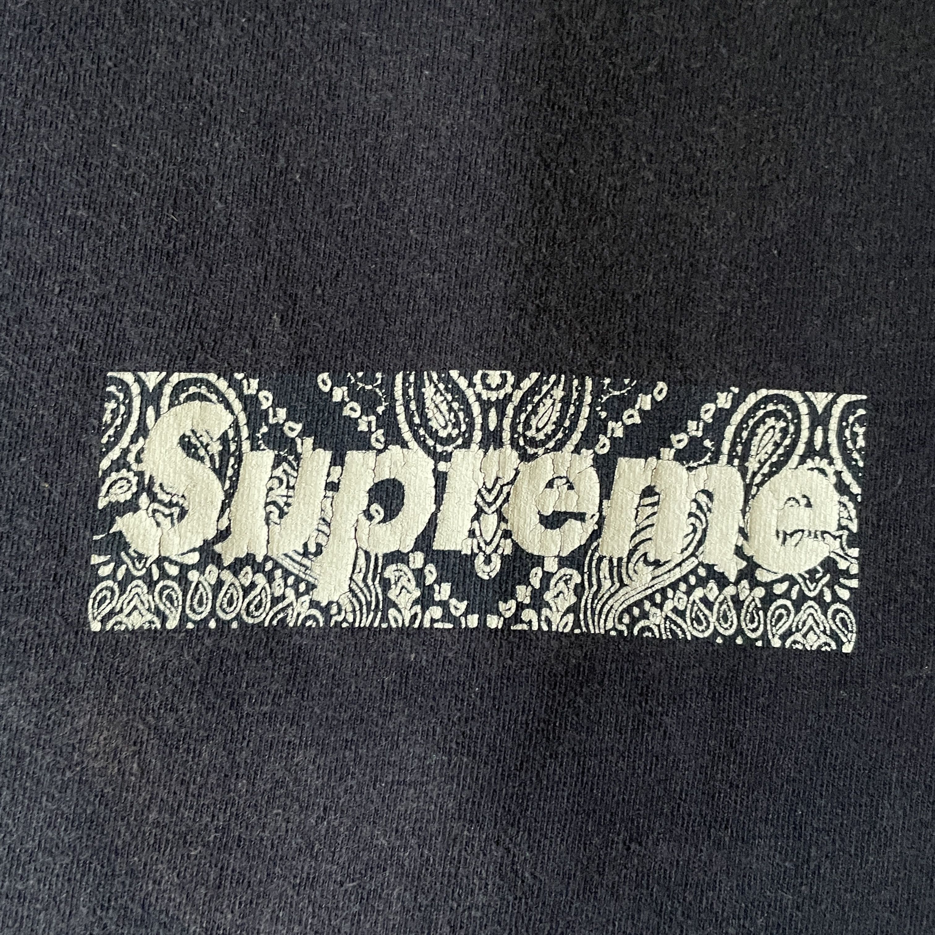 Supreme Supreme Paisley Bandana Navy Box Logo 2001 Tee (OG BANDANA) Size US M / EU 48-50 / 2 - 2 Thumbnail