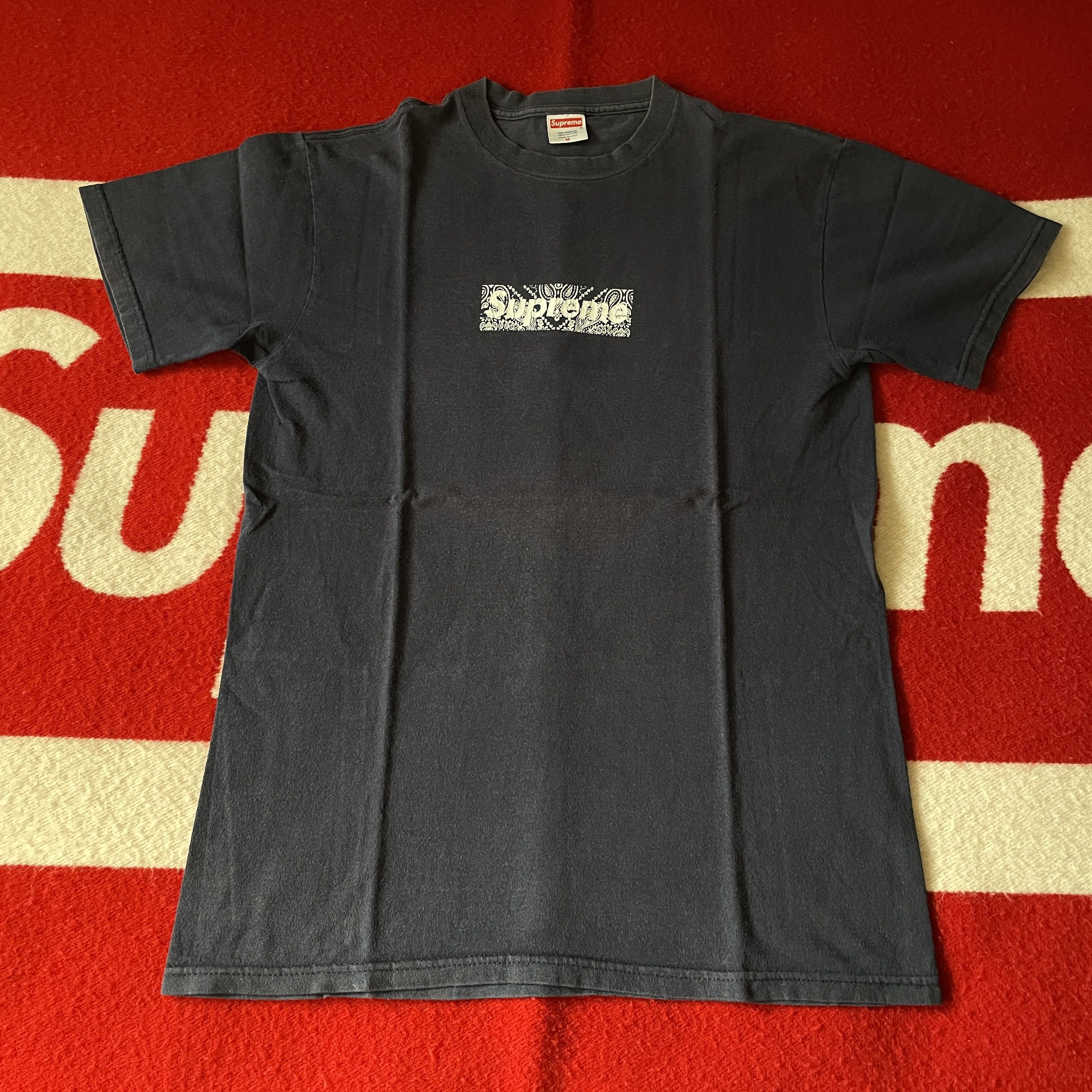 Supreme Supreme Paisley Bandana Navy Box Logo 2001 Tee (OG BANDANA) |  Grailed