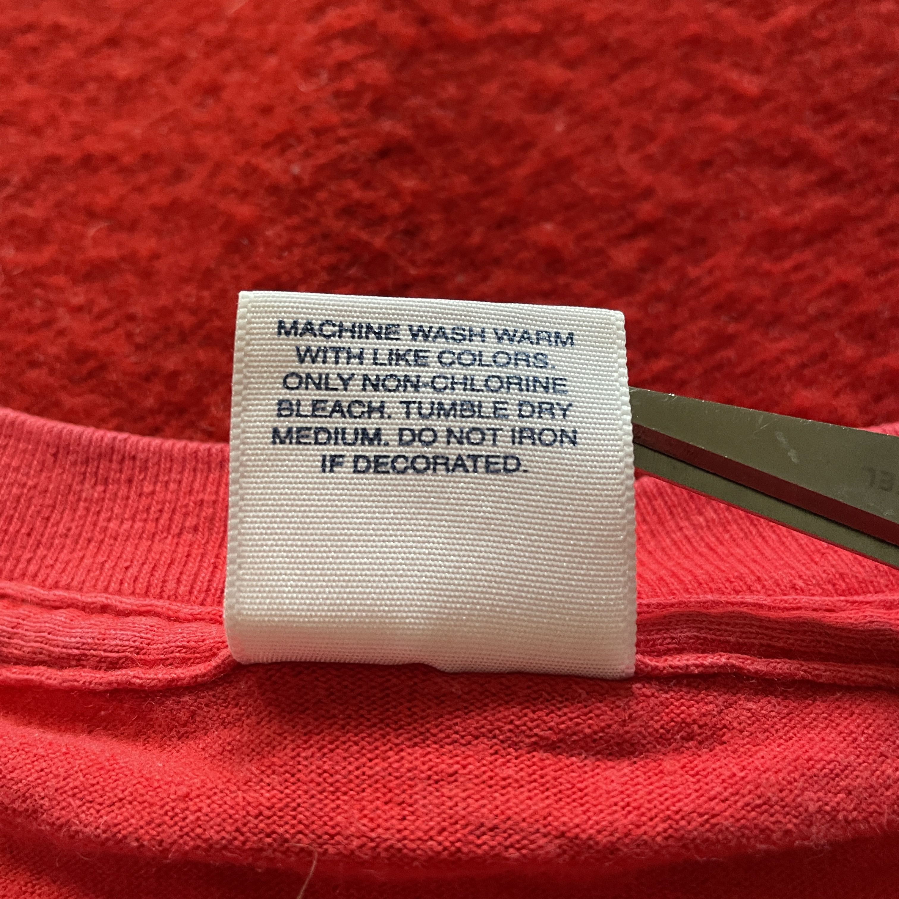 Supreme Supreme - Red Tonal Box Logo Tee Shirt 2000 S/S00 Size US M / EU 48-50 / 2 - 6 Thumbnail
