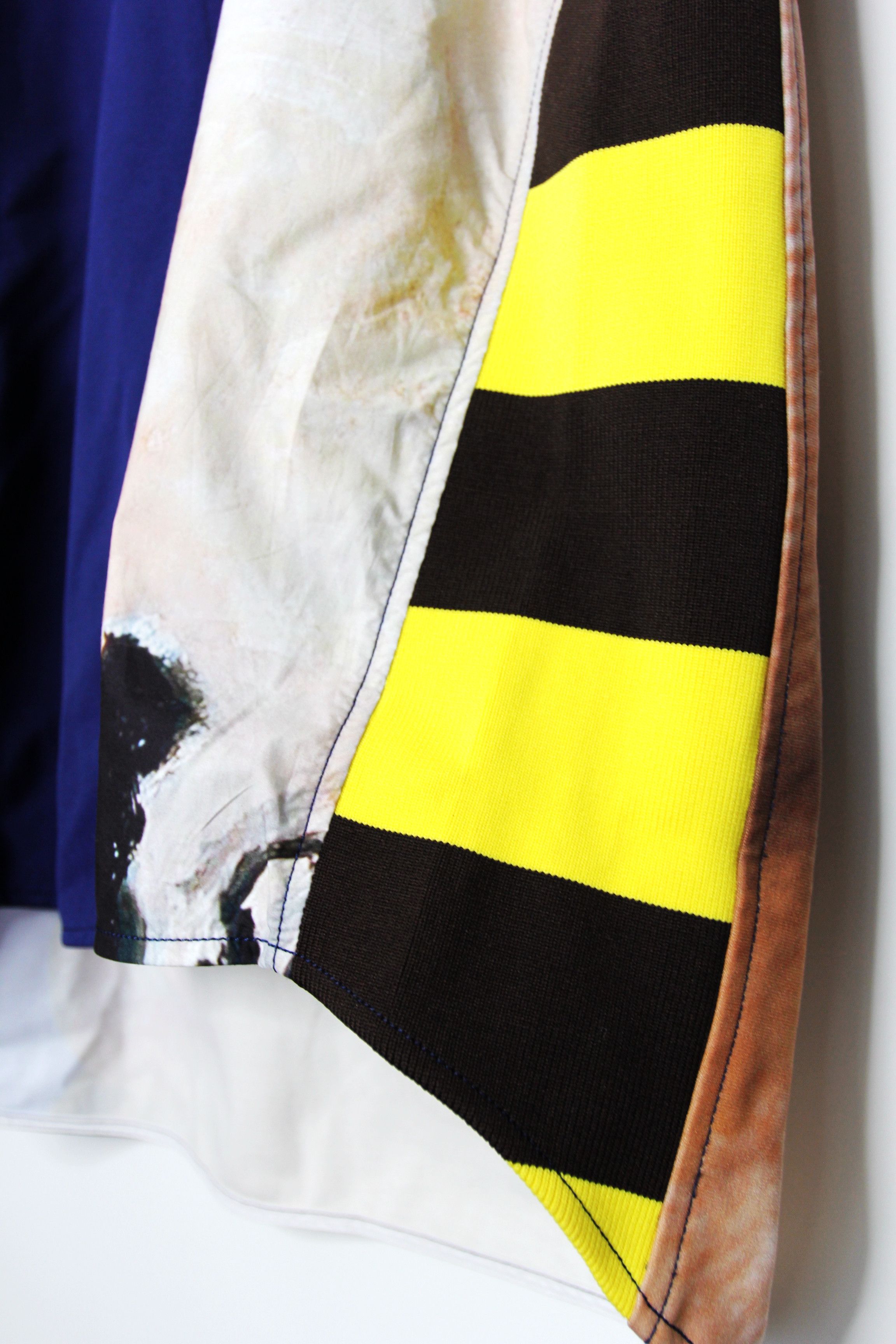 Marni SS19 MARNI OVERSIZED PRINTED COLLAGE SHIRT 48 Size US M / EU 48-50 / 2 - 5 Thumbnail