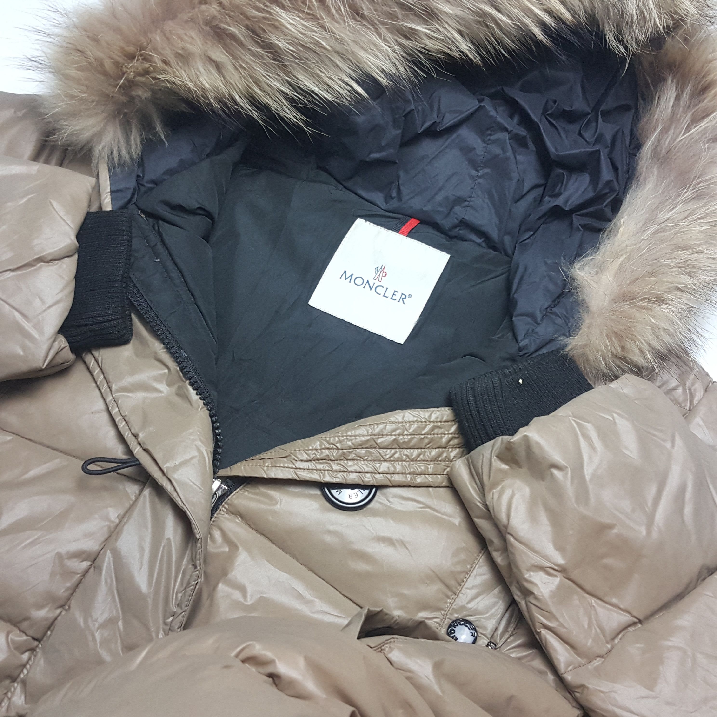 Vintage MONCLER Puffer Jacket For Woman’s Size S / US 4 / IT 40 - 9 Thumbnail