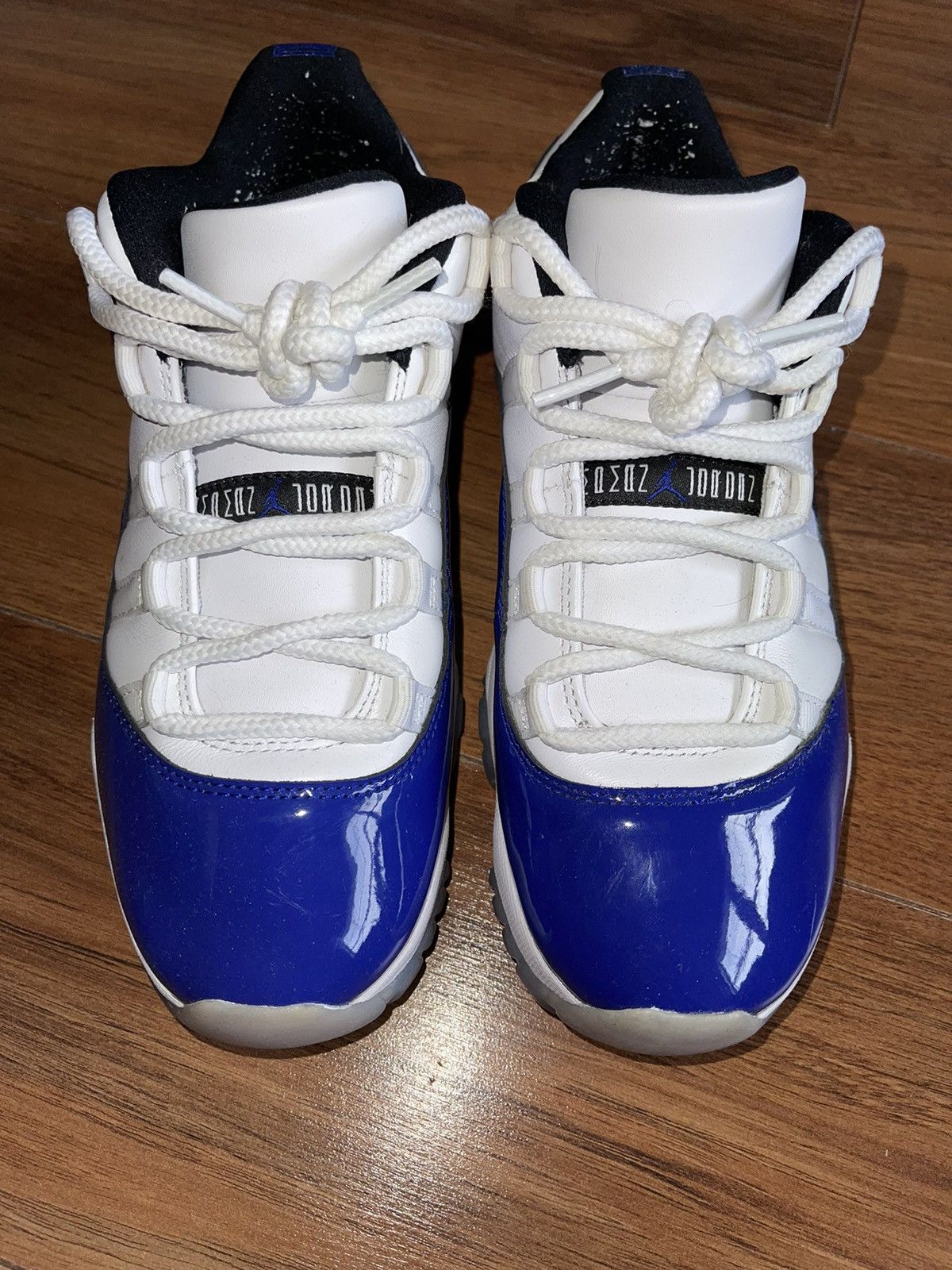 Jordan Brand Jordan 11s White Concords Size US 6 / IT 36 - 3 Thumbnail