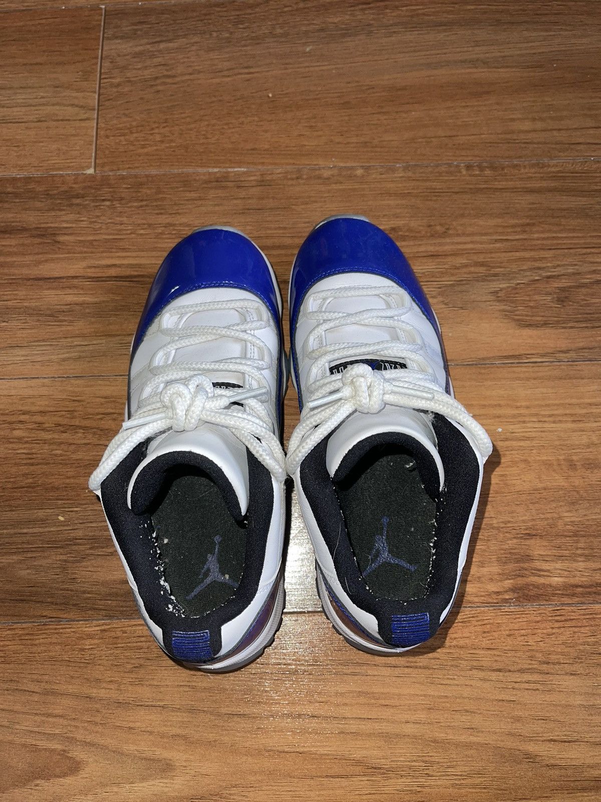 Jordan Brand Jordan 11s White Concords Size US 6 / IT 36 - 2 Thumbnail