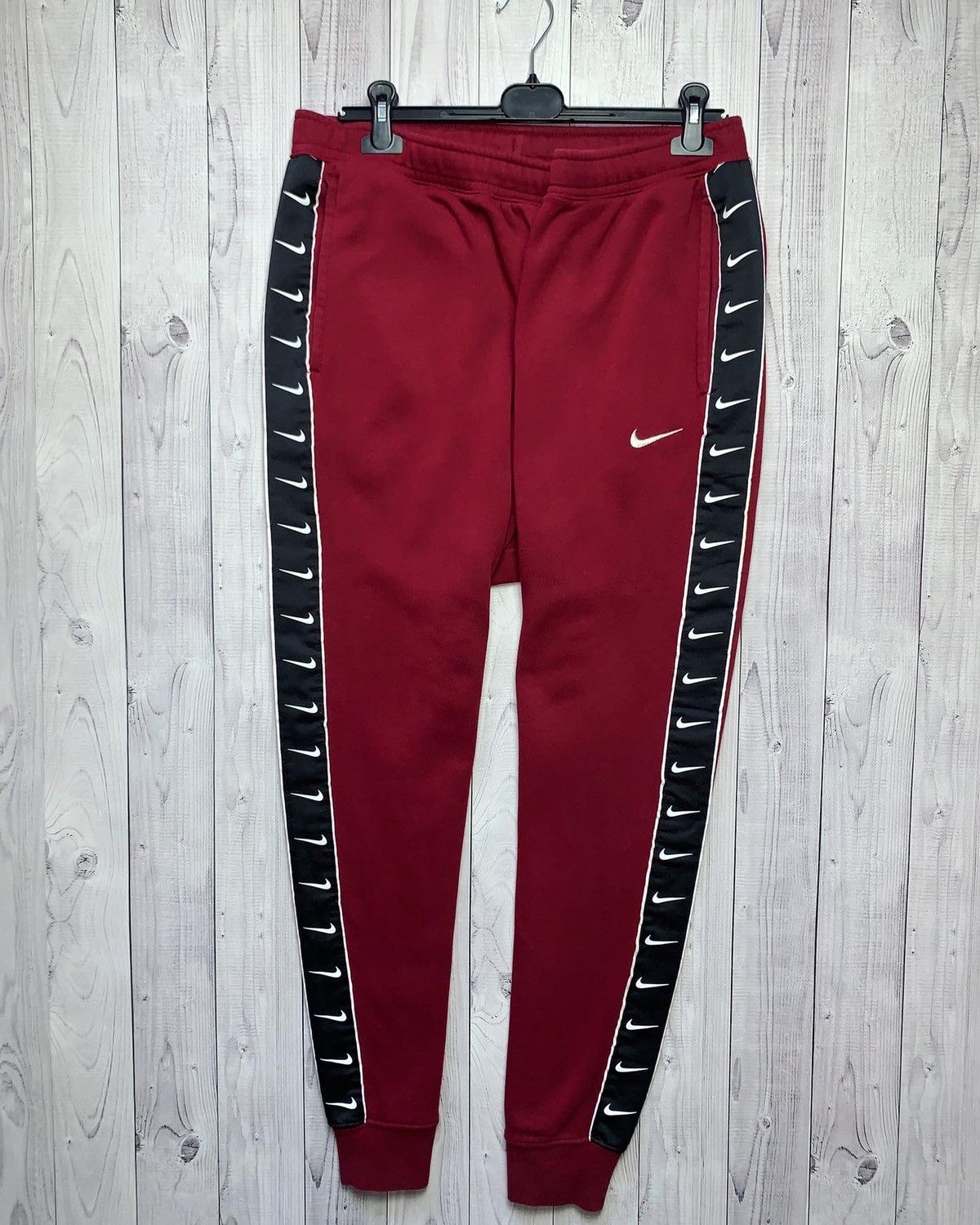 Nike Joggers Nike swoosh Size -XL/XXL Size US 38 / EU 54 - 1 Thumbnail