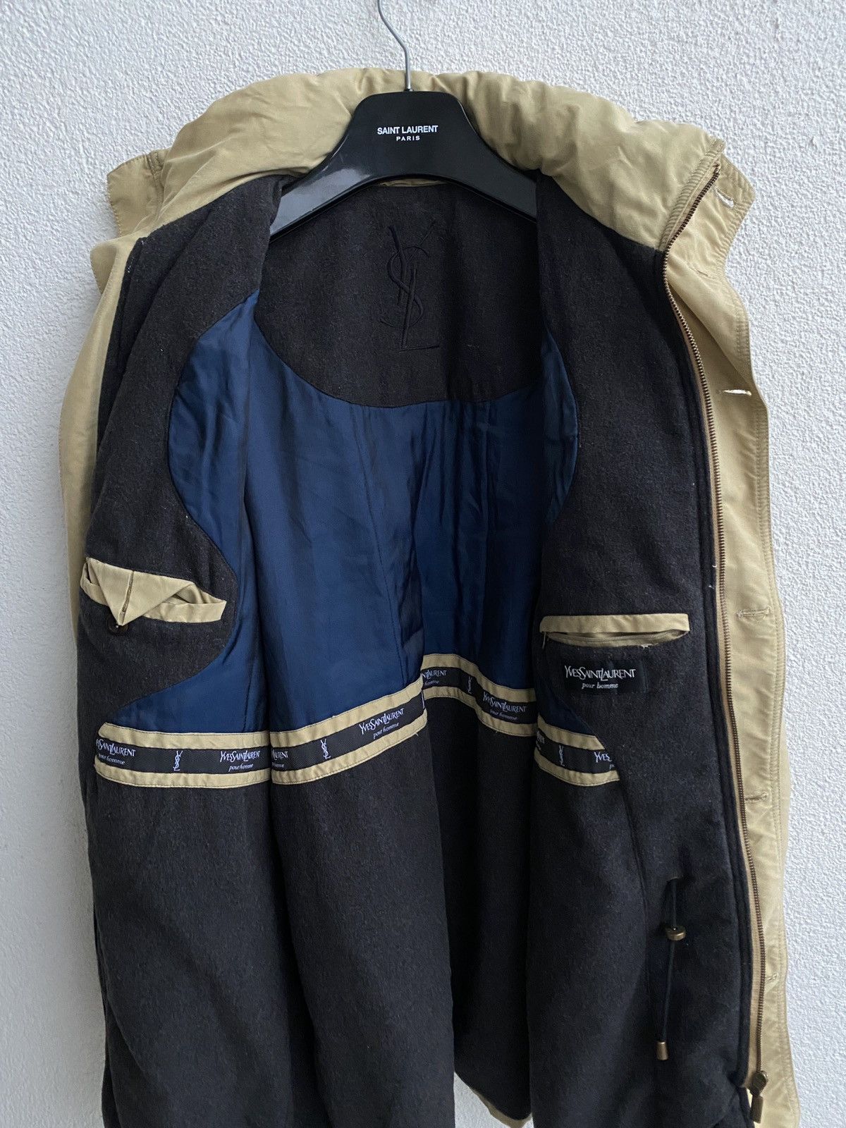 Yves Saint Laurent Warm YSL Jacket Parka Beige Size US L / EU 52-54 / 3 - 5 Thumbnail