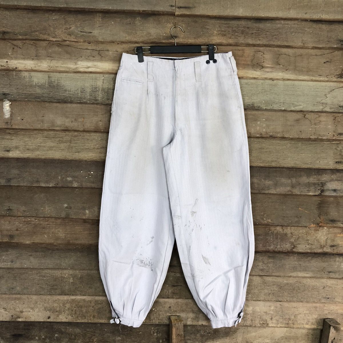 Retro by Wm Nikka (Authentic Vintage Fashion)