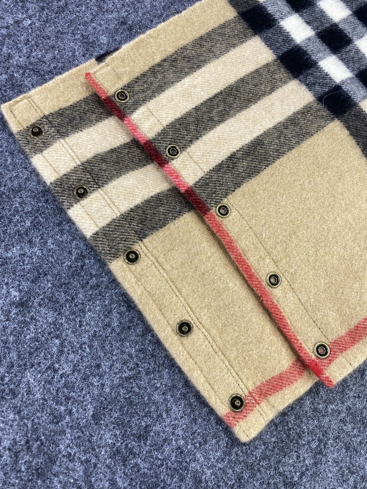 Burberry Burberry Children Scarf/Muffler/neckwear -T078 Size ONE SIZE - 3 Thumbnail