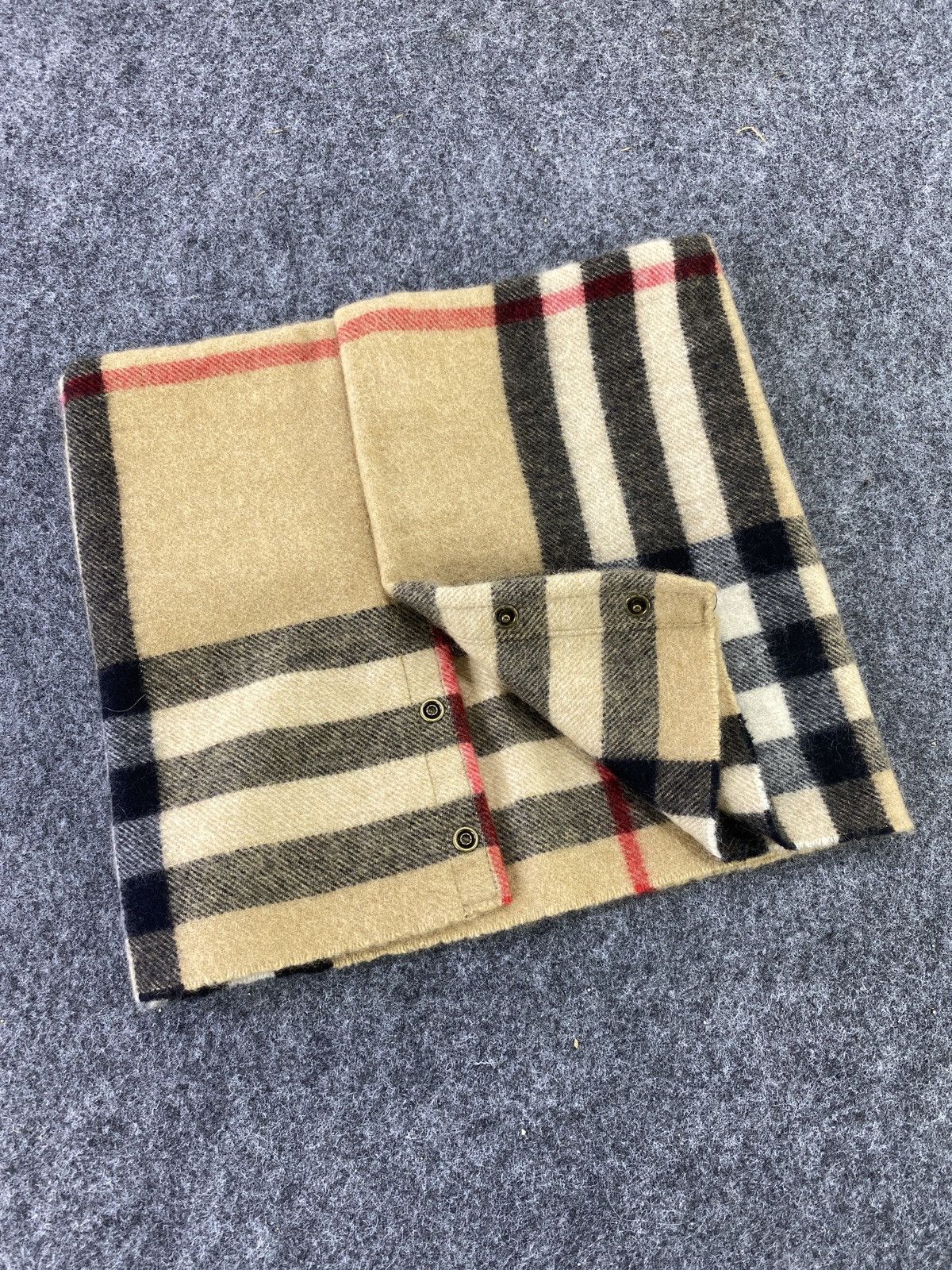 Burberry Burberry Children Scarf/Muffler/neckwear -T078 Size ONE SIZE - 4 Thumbnail