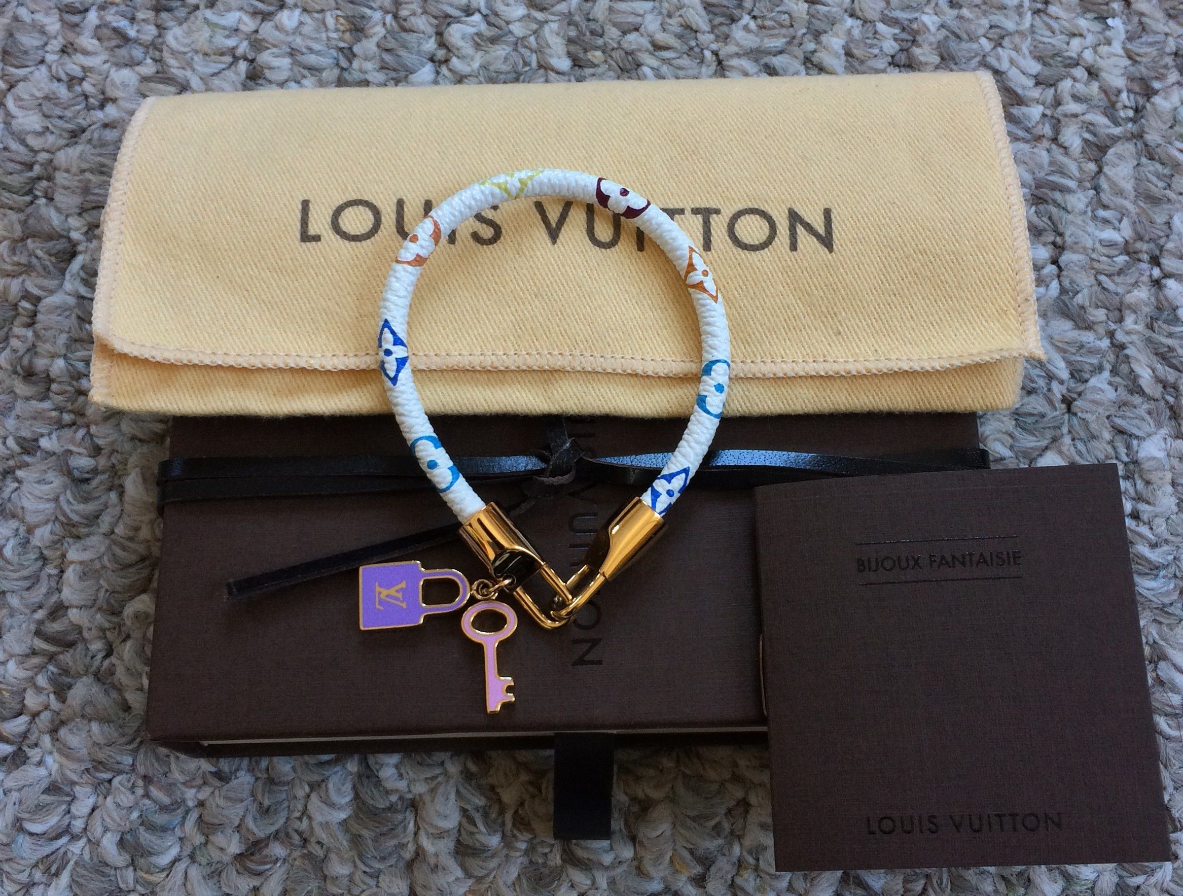 Louis Vuitton × Takashi Murakami S/S 2003 Louis Vuitton x Murakami Monogram Luck It Bracelet Size ONE SIZE - 5 Thumbnail