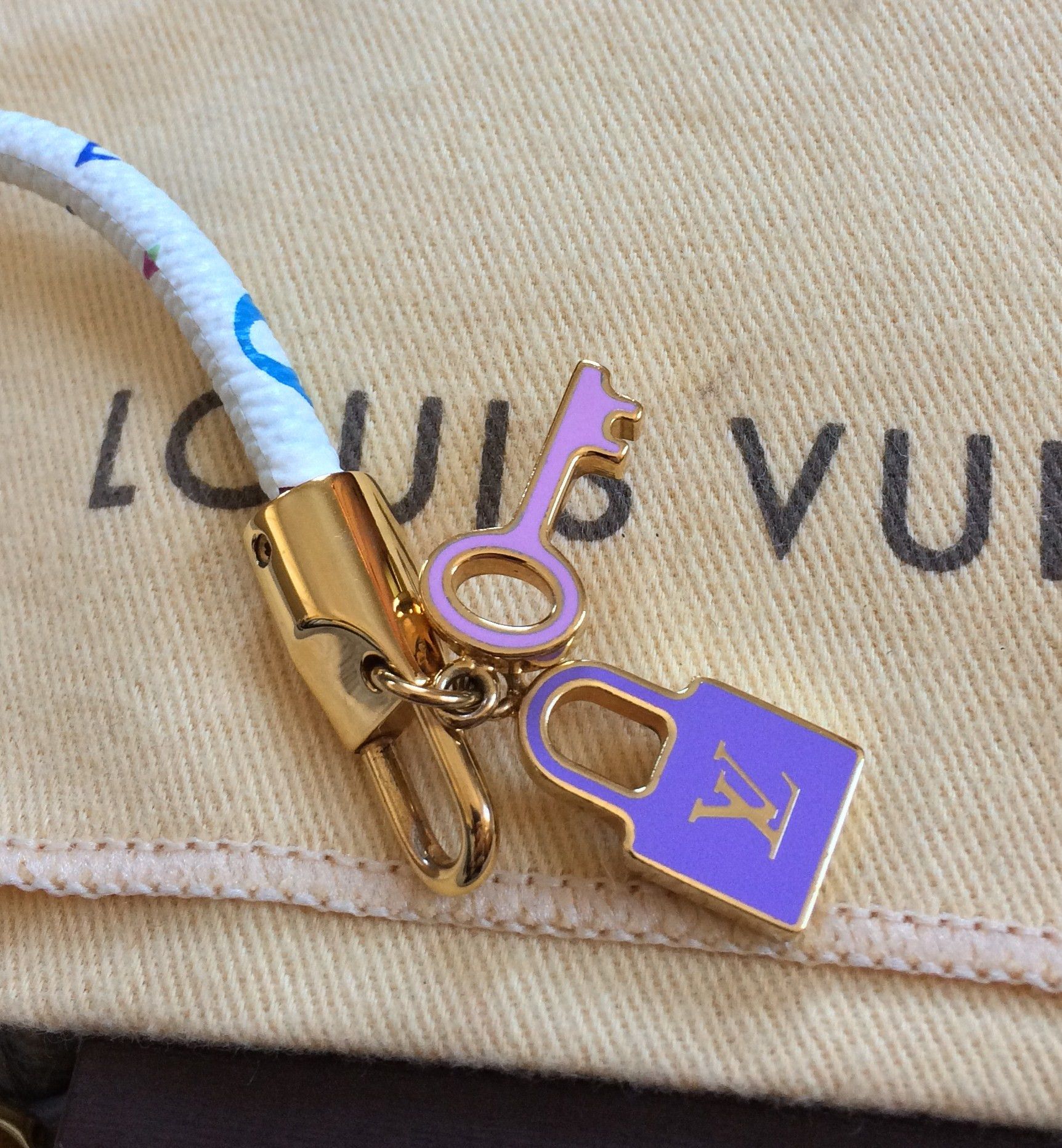 Louis Vuitton × Takashi Murakami S/S 2003 Louis Vuitton x Murakami Monogram Luck It Bracelet Size ONE SIZE - 3 Thumbnail