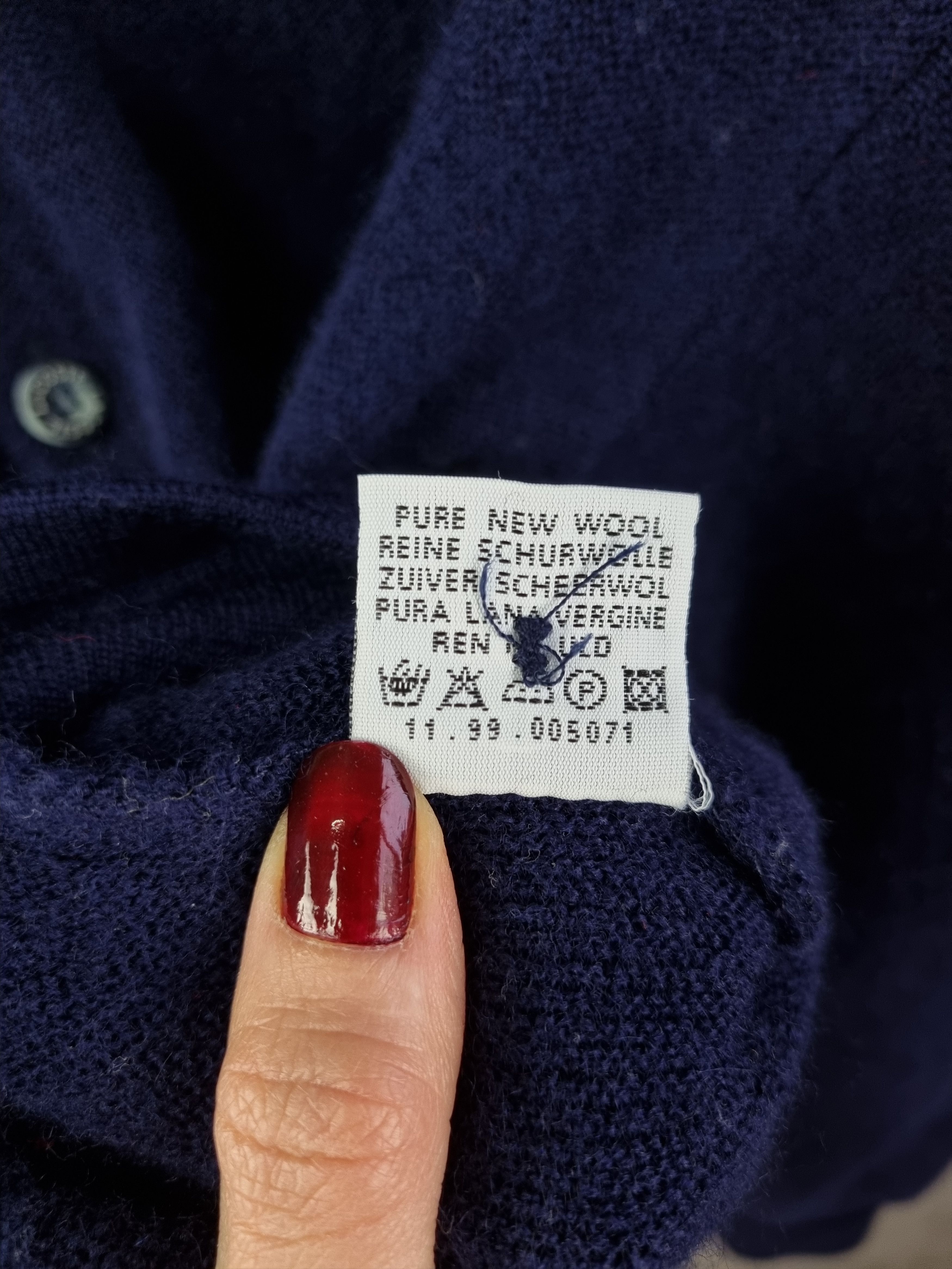Lacoste 90s Lacoste Chemise Wool Navy Cardigan Size US S / EU 44-46 / 1 - 4 Thumbnail