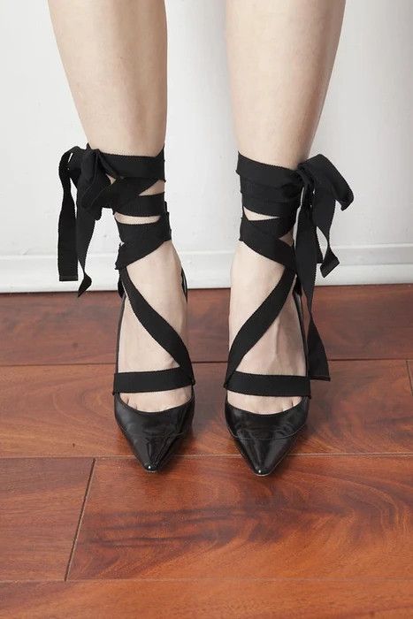 Gucci SS02 ribbon heels Size US 7 / IT 37 - 5 Thumbnail