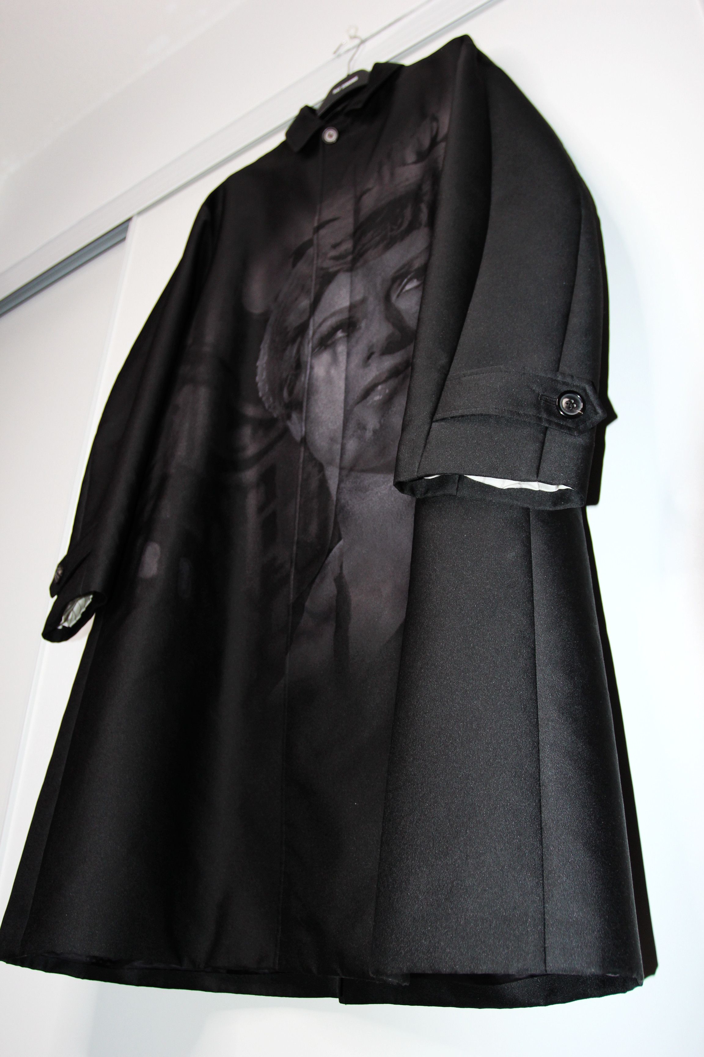 Undercover SS20 UNDERCOVER X CINDY SHERMAN COAT SAMPLE 3 Size US L / EU 52-54 / 3 - 6 Thumbnail