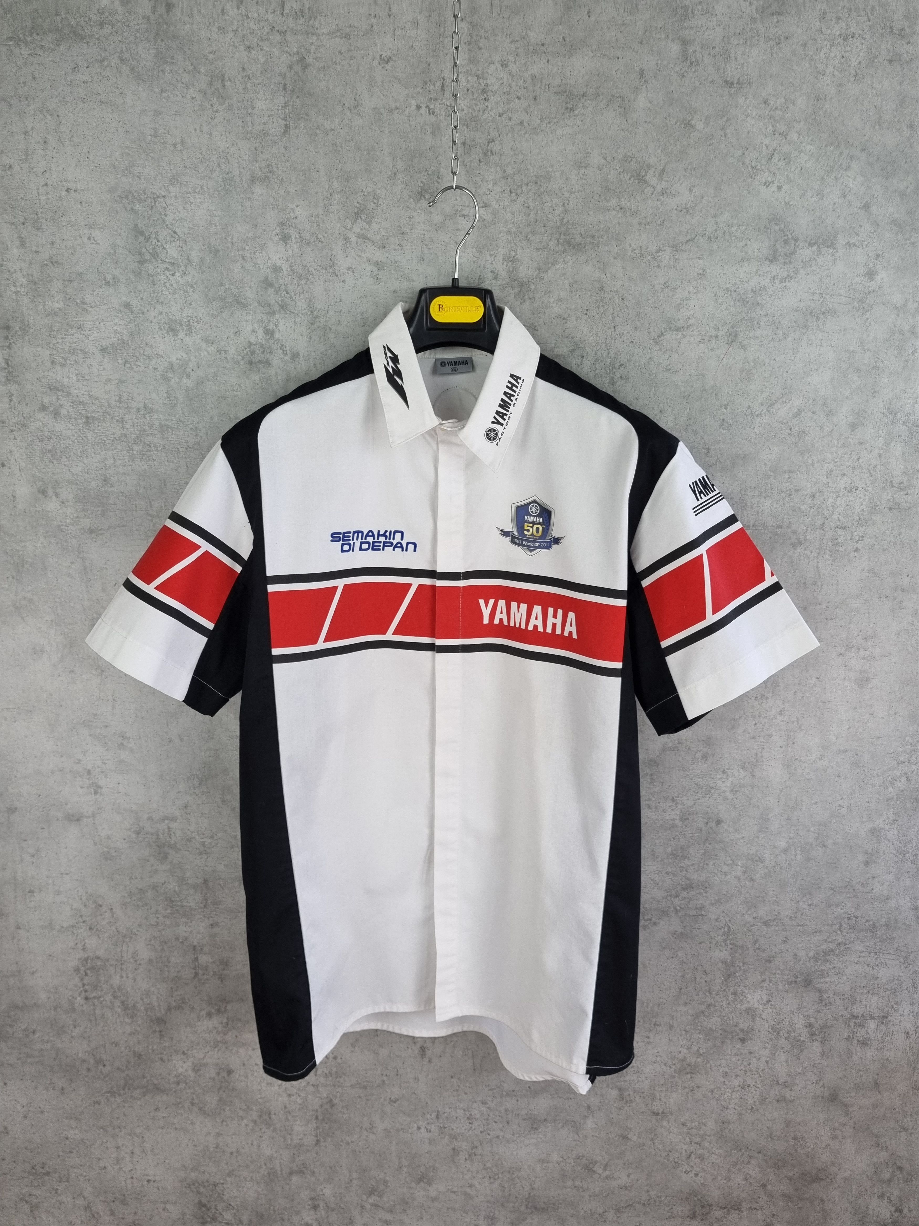 Formula 1 × Yamaha Rare YAMAHA big logo shirt 50 years anniversary Size US XL / EU 56 / 4 - 1 Thumbnail