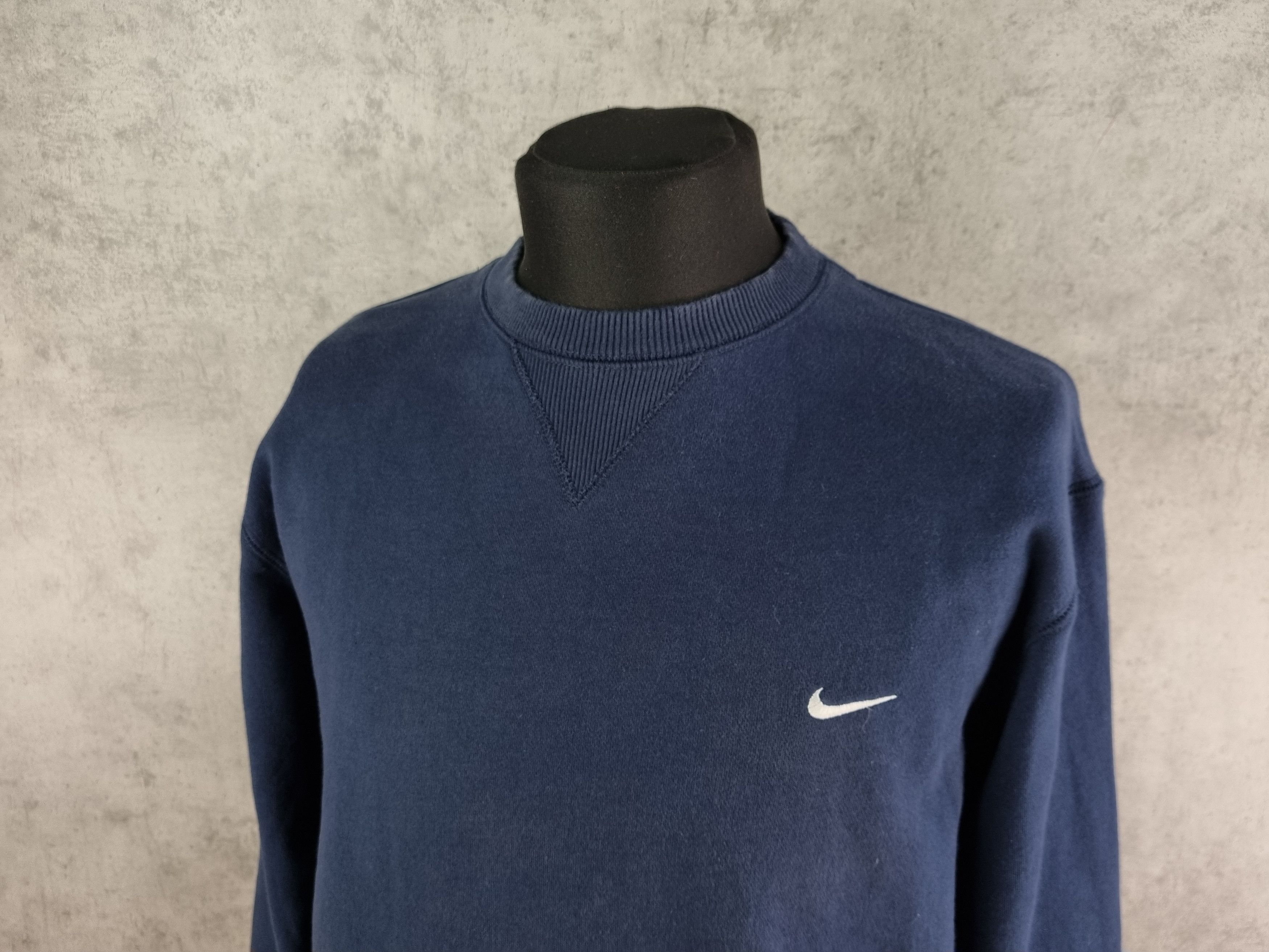 Nike × Vintage Nike Small Swoosh Navy Sweatshirt Size US L / EU 52-54 / 3 - 4 Thumbnail