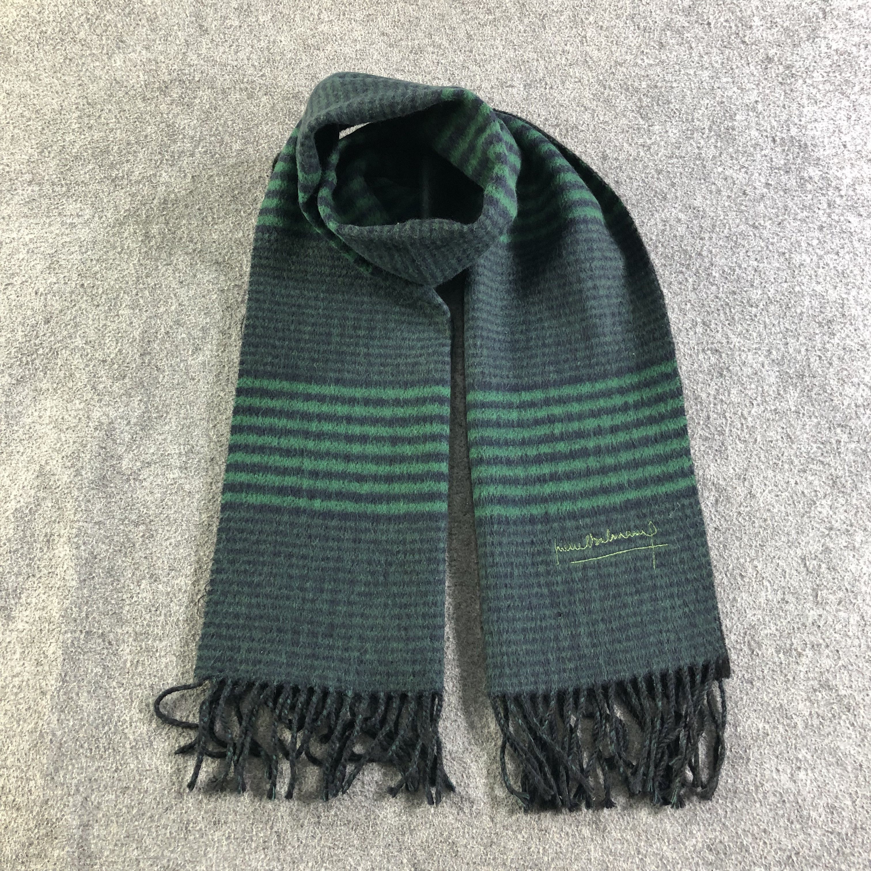 Pierre Balmain Pierre Balmain Wool Scarf Muffler V2012 Size ONE SIZE - 1 Thumbnail