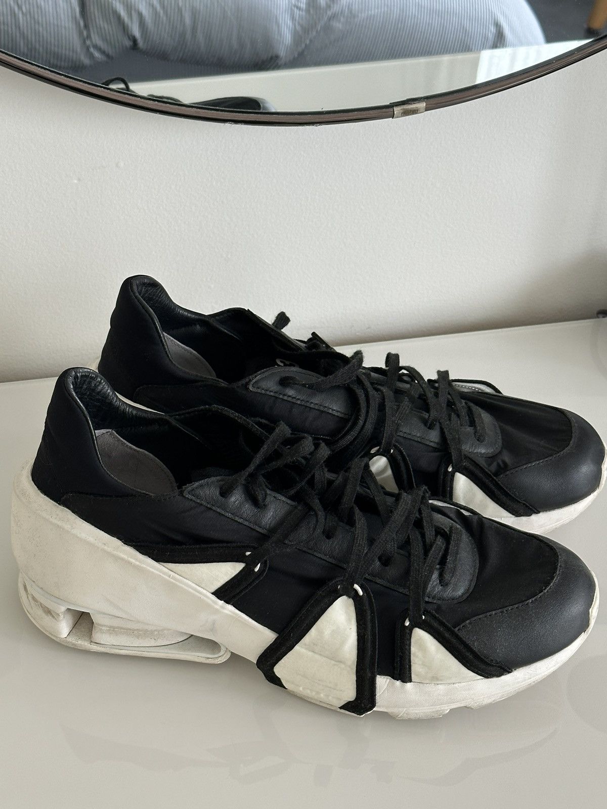 Yohji Yamamoto Y3 Black and White Sukui II sneakers Size US 11 / EU 44 - 2 Thumbnail