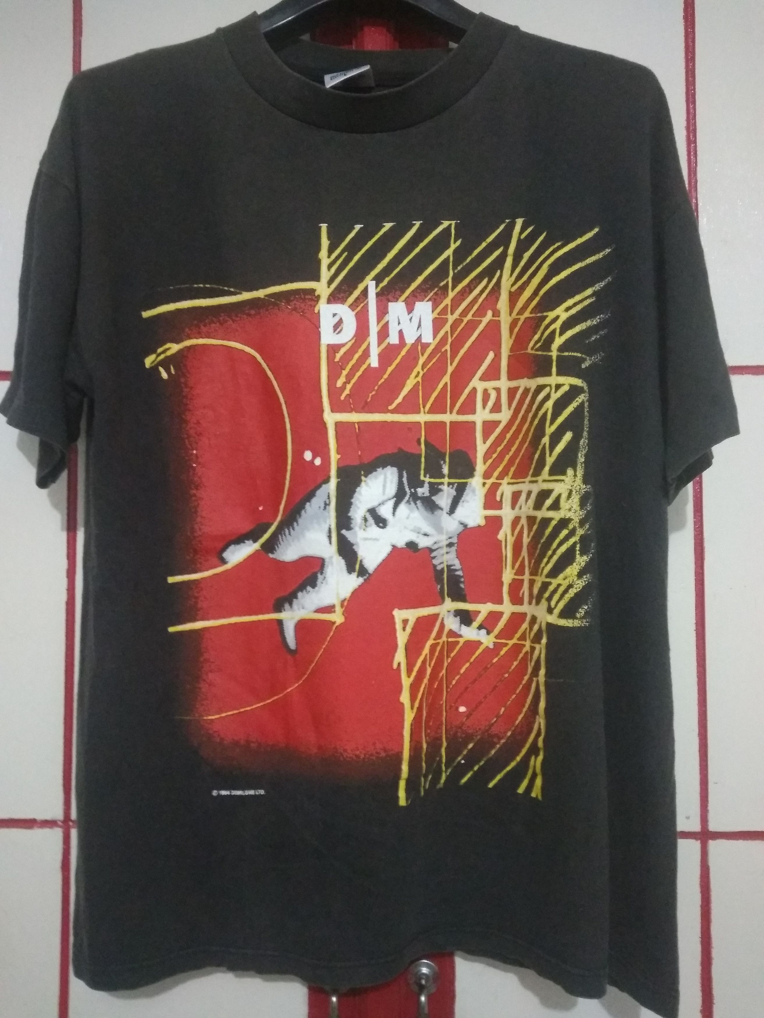 Band Tees Vintage Depeche Mode second leg Devotional Tour t shirt Size US L / EU 52-54 / 3 - 1 Thumbnail