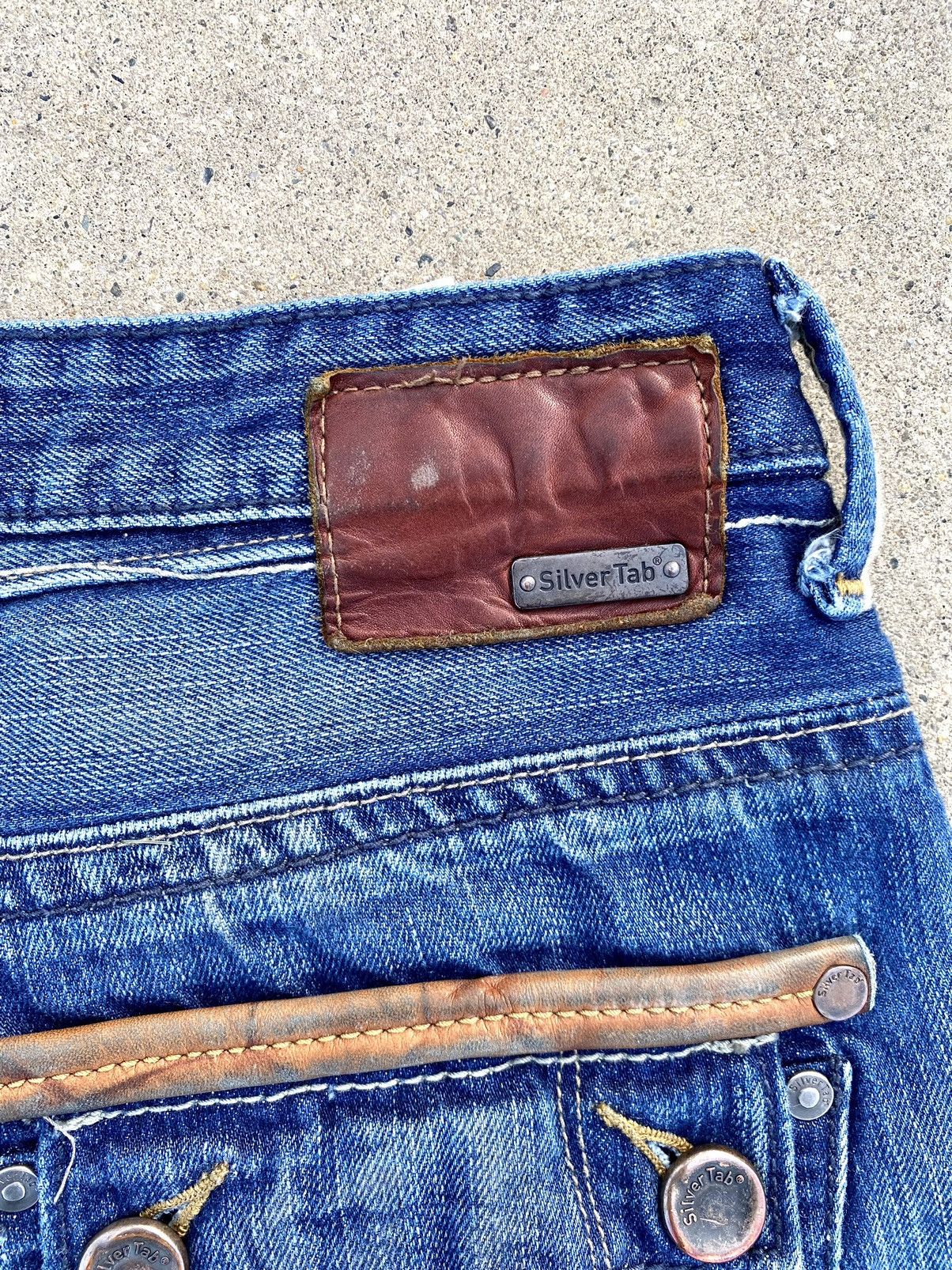 Levi's × Vintage Vintage Levi’s silver tab bootcut jeans Size US 34 / EU 50 - 12 Thumbnail
