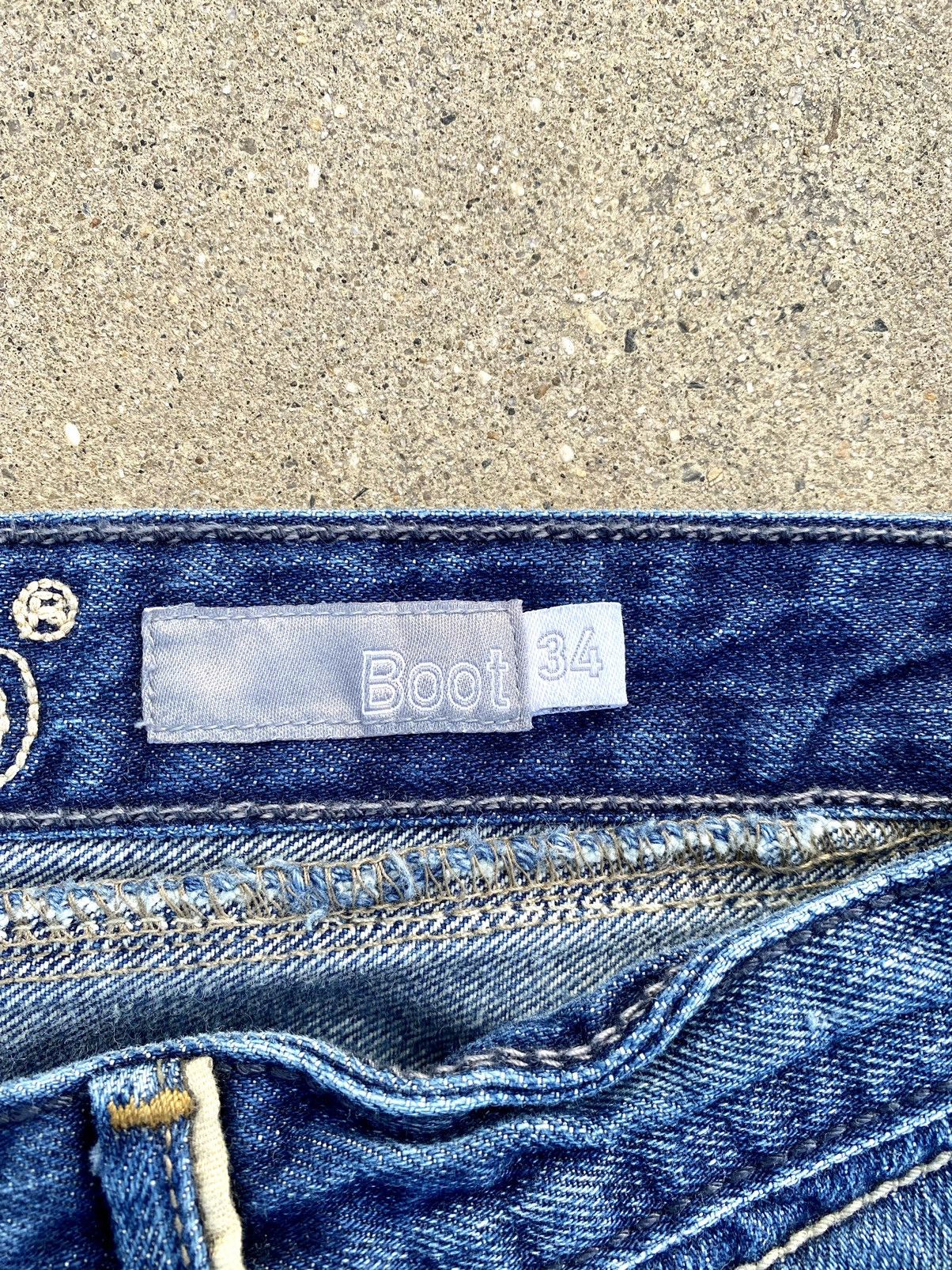Levi's × Vintage Vintage Levi’s silver tab bootcut jeans Size US 34 / EU 50 - 7 Thumbnail