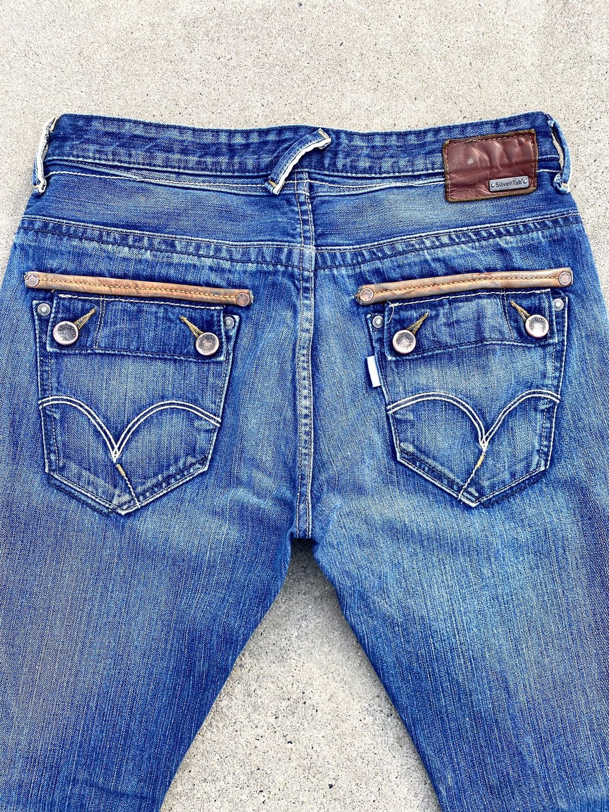 Levi's × Vintage Vintage Levi’s silver tab bootcut jeans Size US 34 / EU 50 - 9 Thumbnail