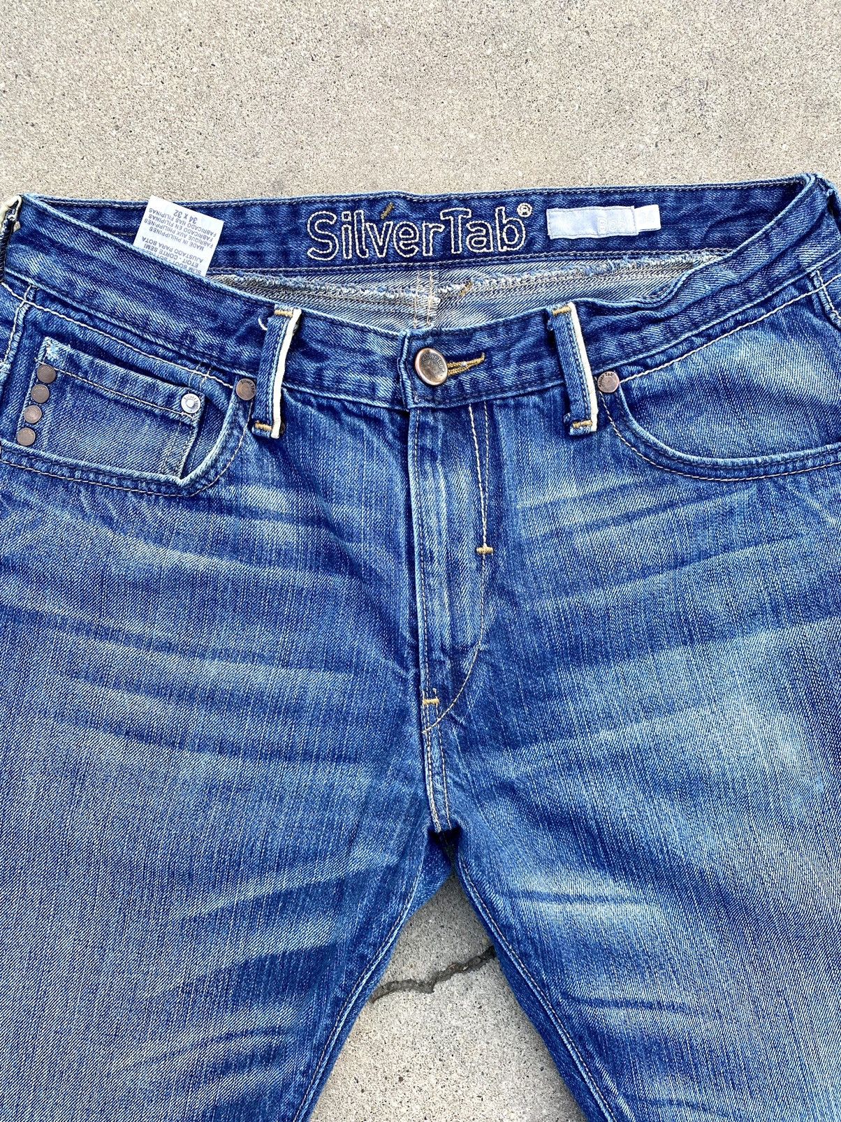 Levi's × Vintage Vintage Levi’s silver tab bootcut jeans Size US 34 / EU 50 - 4 Thumbnail