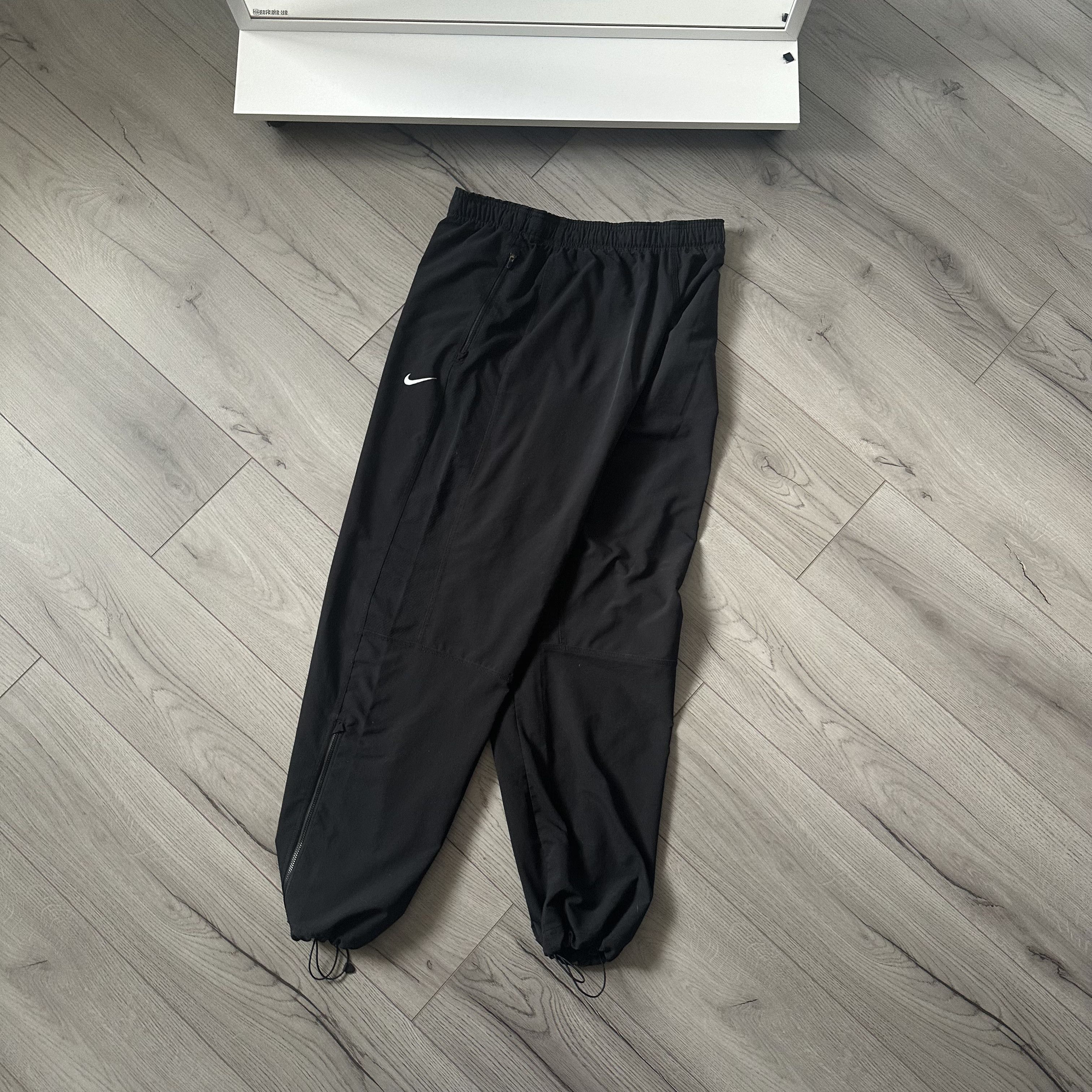 Nike NIKE BAGGY NYLON TRACK PANTS VINTAGE Size US 34 / EU 50 - 4 Thumbnail