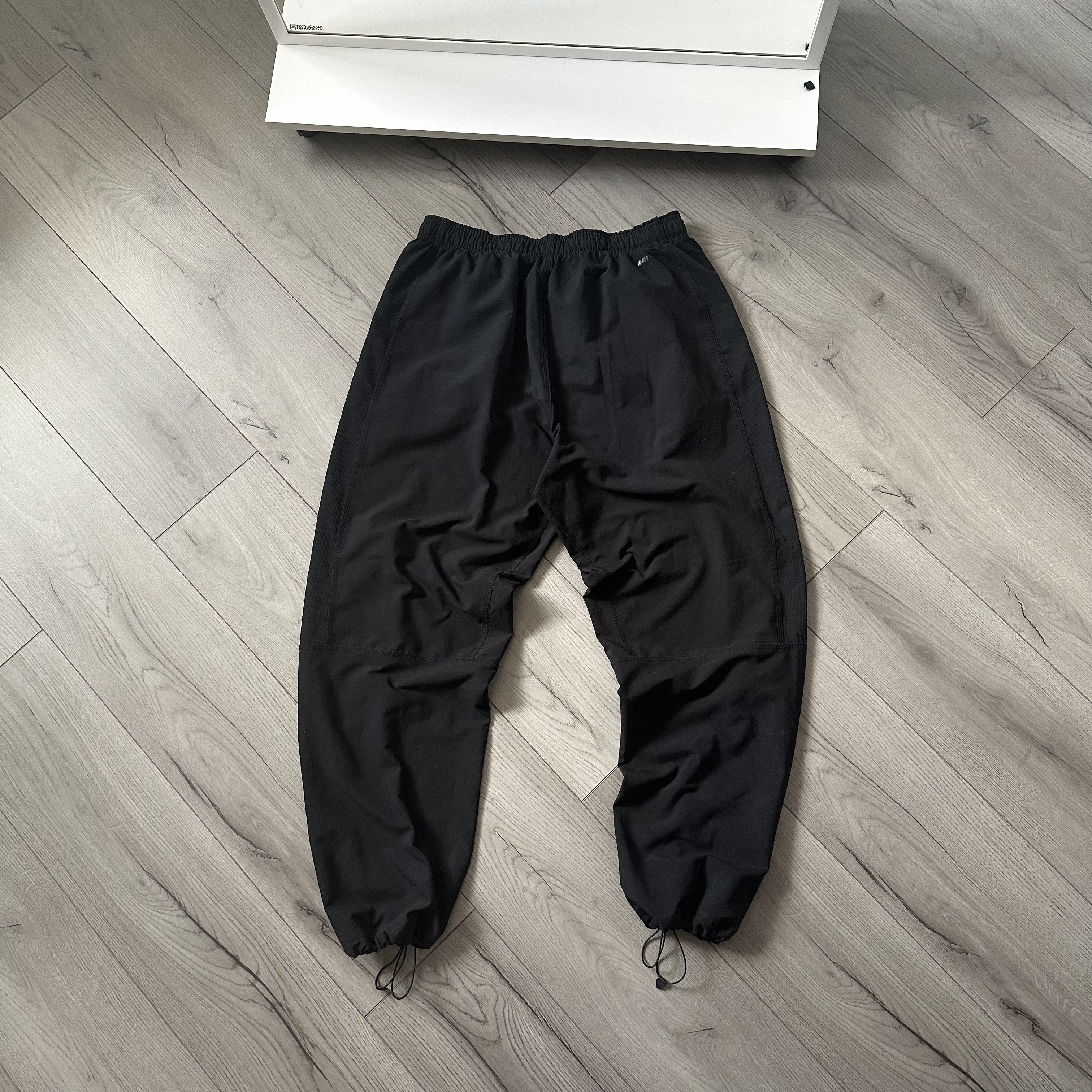 Nike NIKE BAGGY NYLON TRACK PANTS VINTAGE Size US 34 / EU 50 - 5 Thumbnail