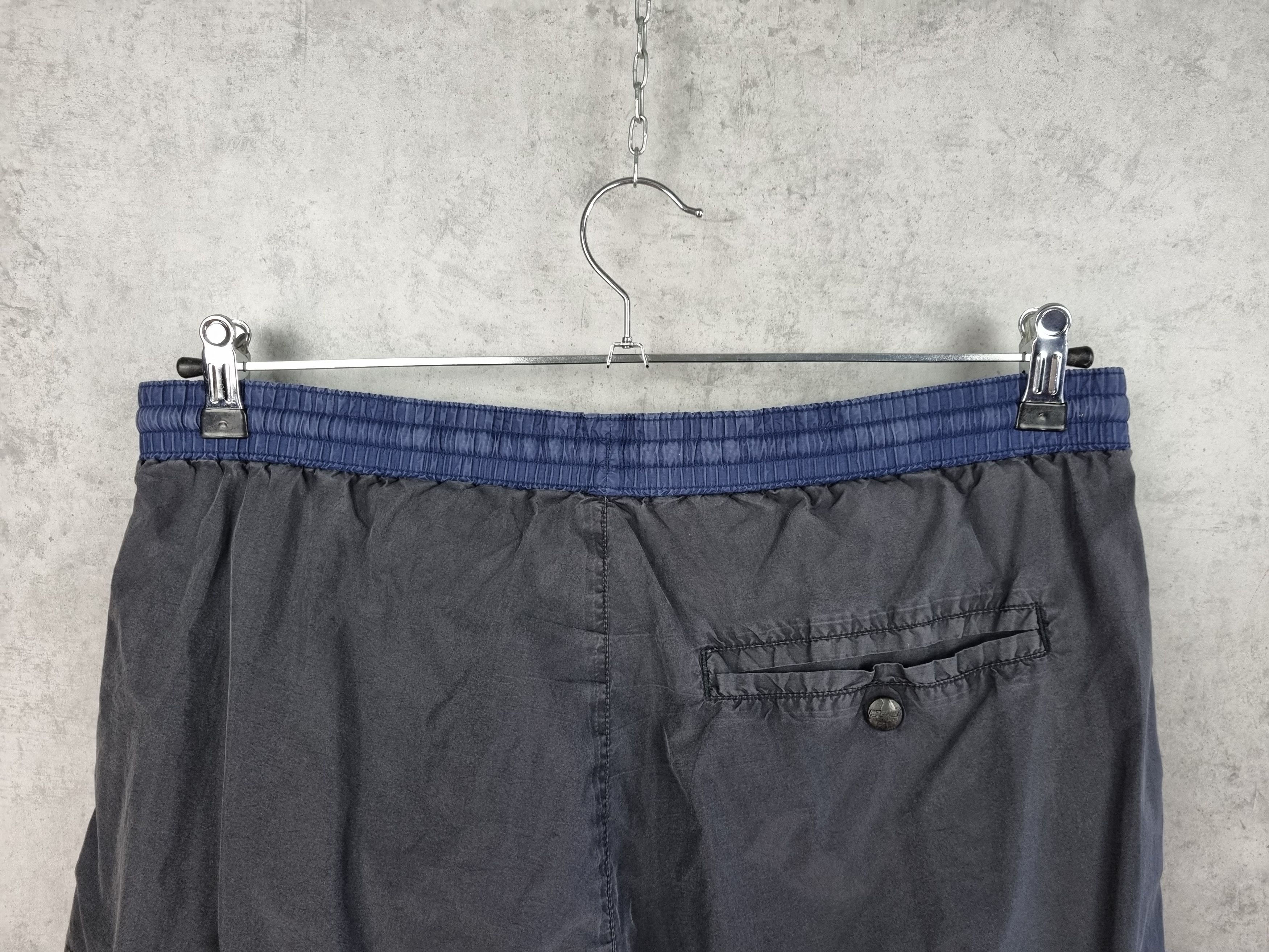 Nike × Vintage Rare Design Nike Nylon Light Shorts Size US 31 - 4 Thumbnail