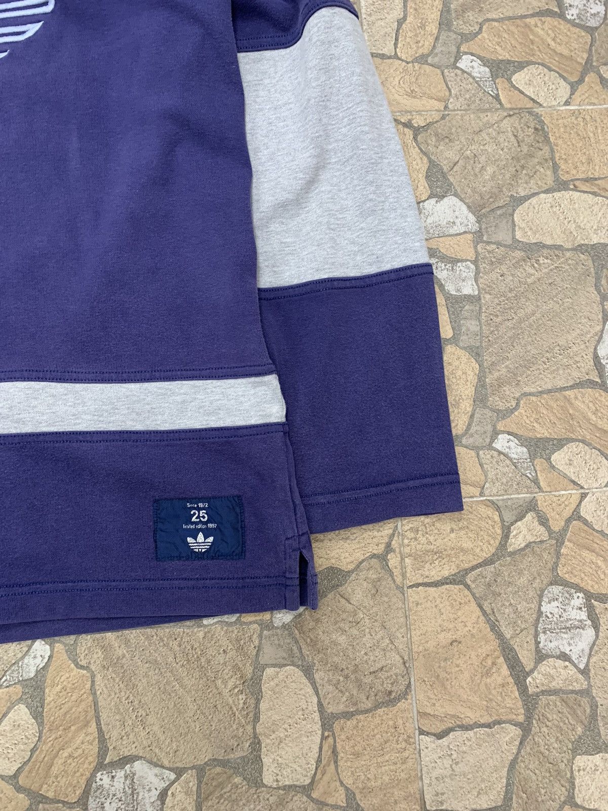 Other Vintage Adidas Big Logo Sweatshirt Long sleeve Size US S / EU 44-46 / 1 - 15 Thumbnail