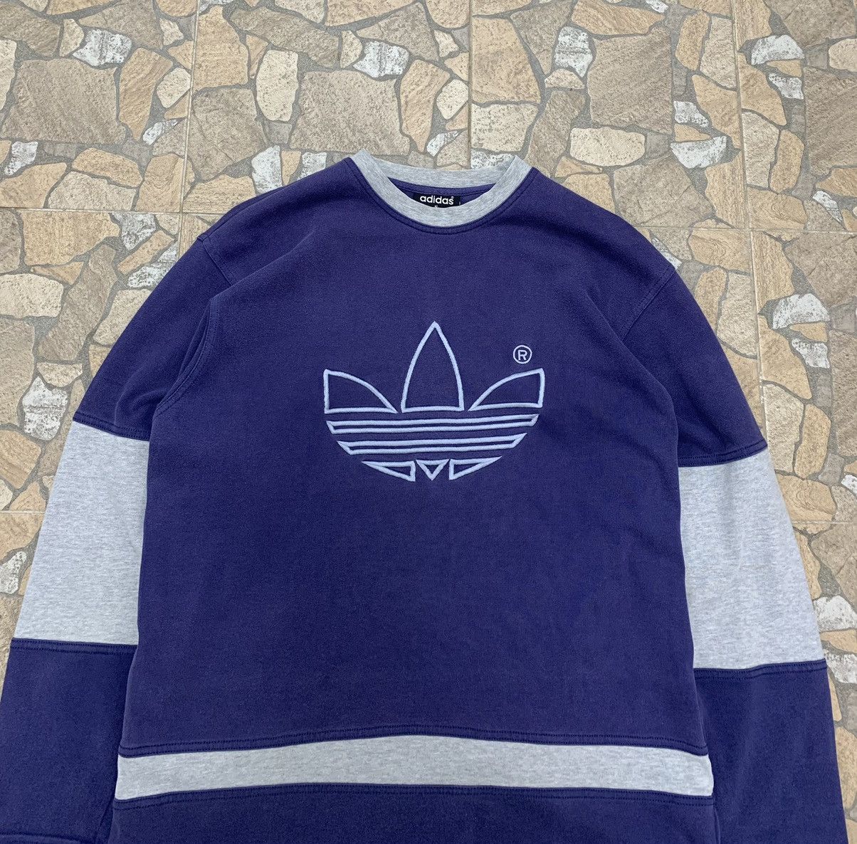 Other Vintage Adidas Big Logo Sweatshirt Long sleeve Size US S / EU 44-46 / 1 - 2 Thumbnail