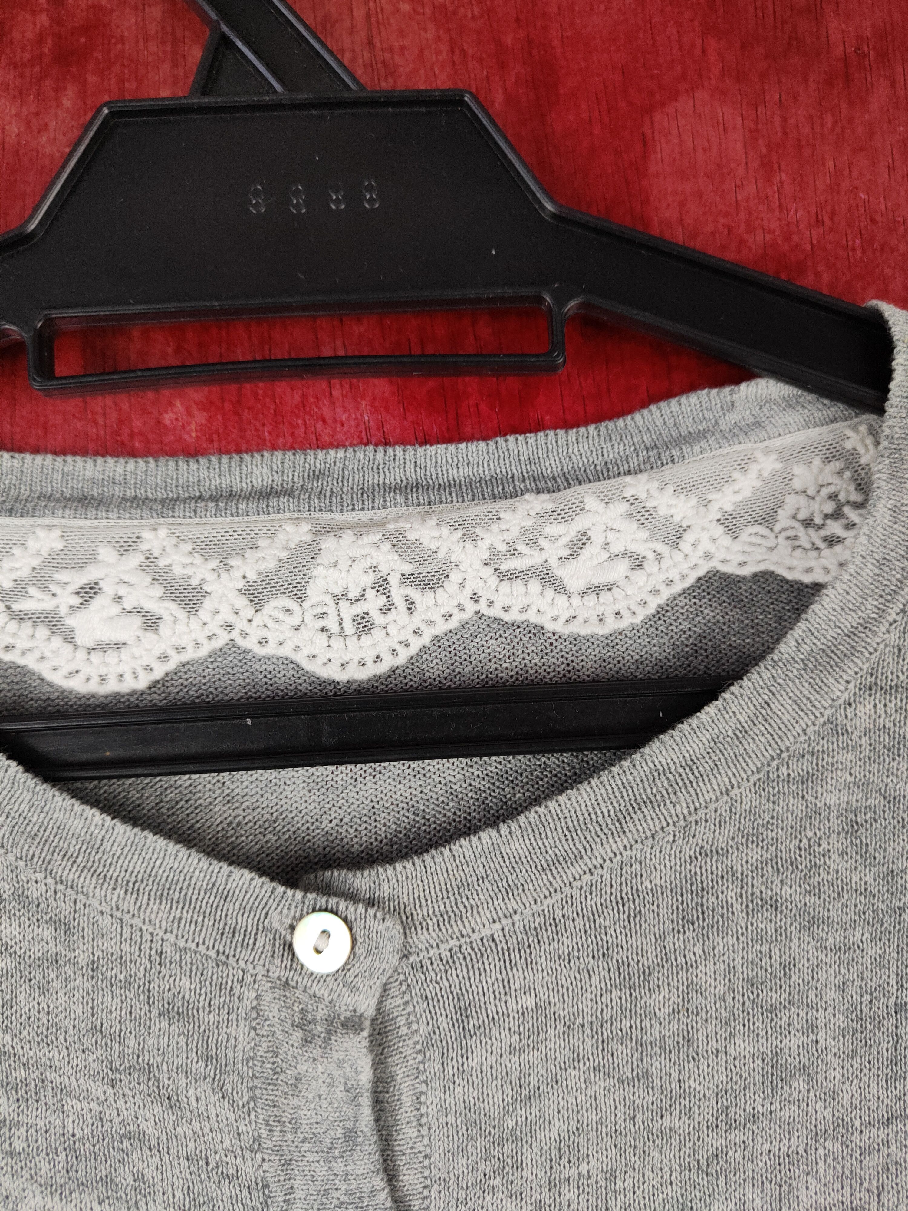 Japanese Brand Earth Music & Ecology Light Gray Cardigan #S960 Size M / US 6-8 / IT 42-44 - 3 Thumbnail