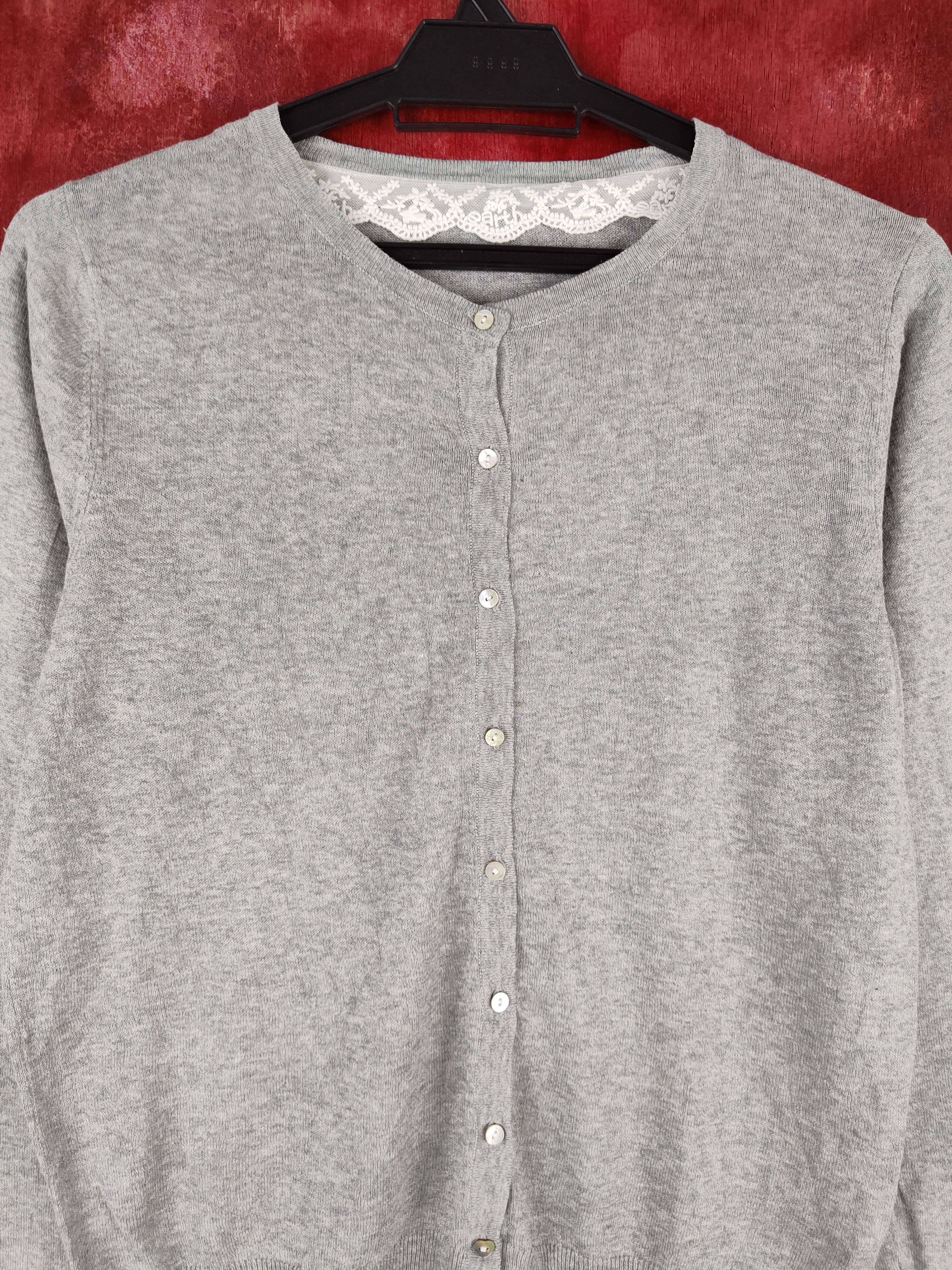 Japanese Brand Earth Music & Ecology Light Gray Cardigan #S960 Size M / US 6-8 / IT 42-44 - 2 Thumbnail