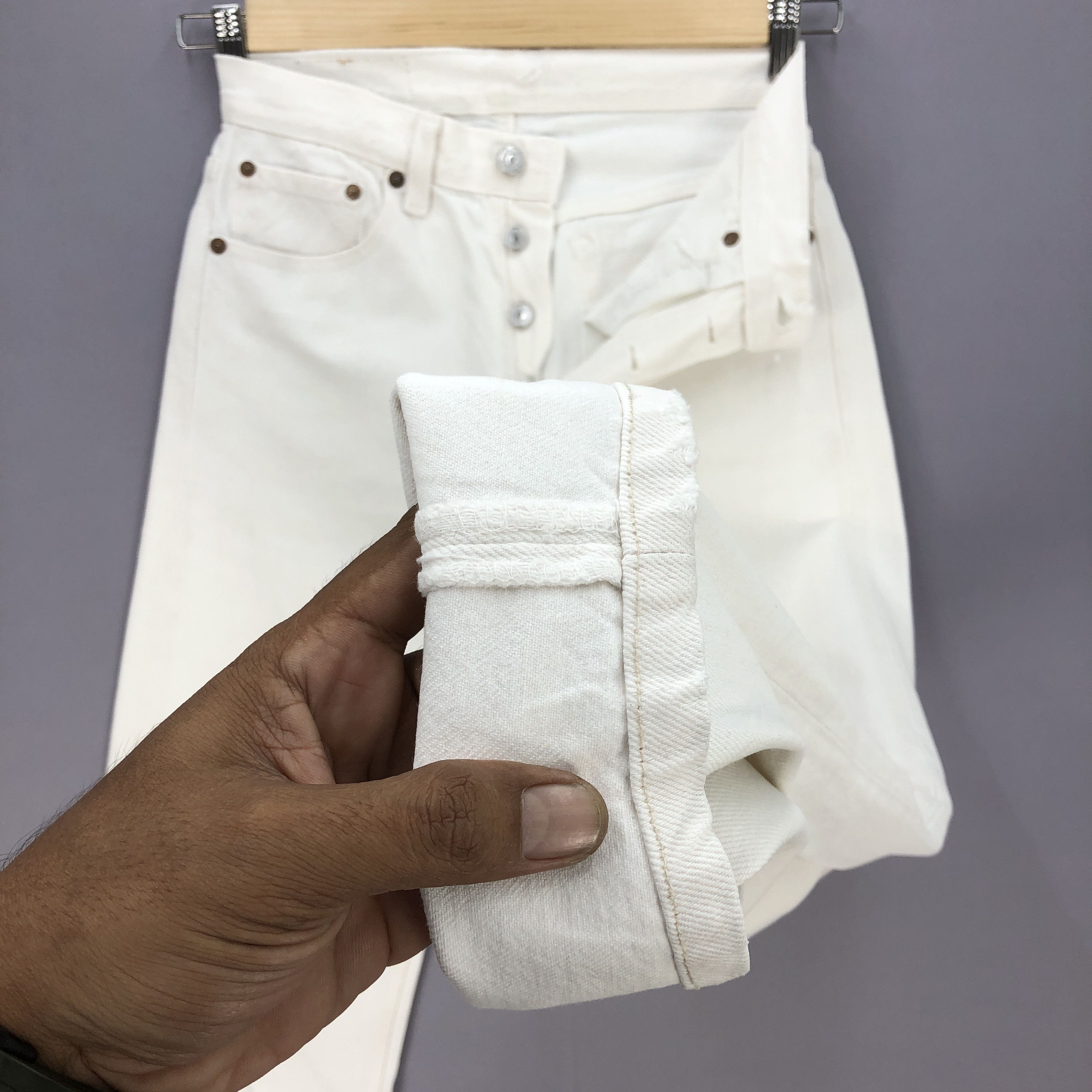 Levi's Vintage Levi's 501 White Jeans Levis 501 White Denim Pants Size 26" / US 2 / IT 38 - 8 Thumbnail