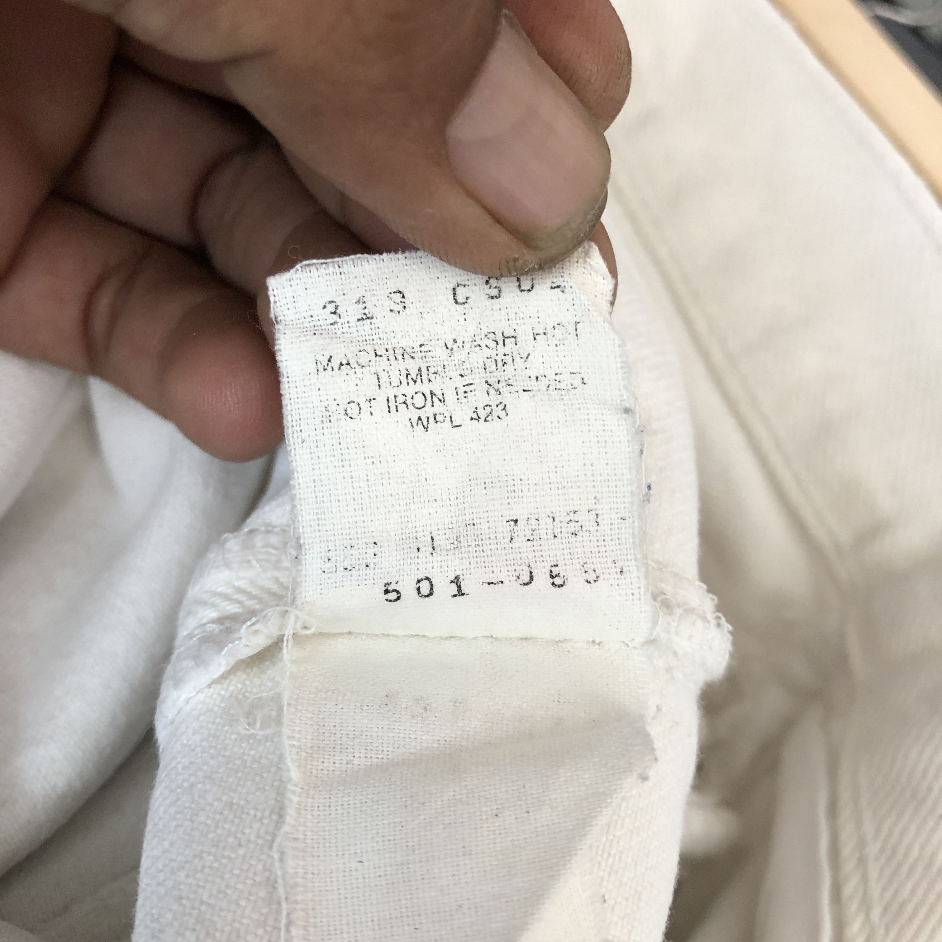 Levi's Vintage Levi's 501 White Jeans Levis 501 White Denim Pants Size 26" / US 2 / IT 38 - 10 Thumbnail