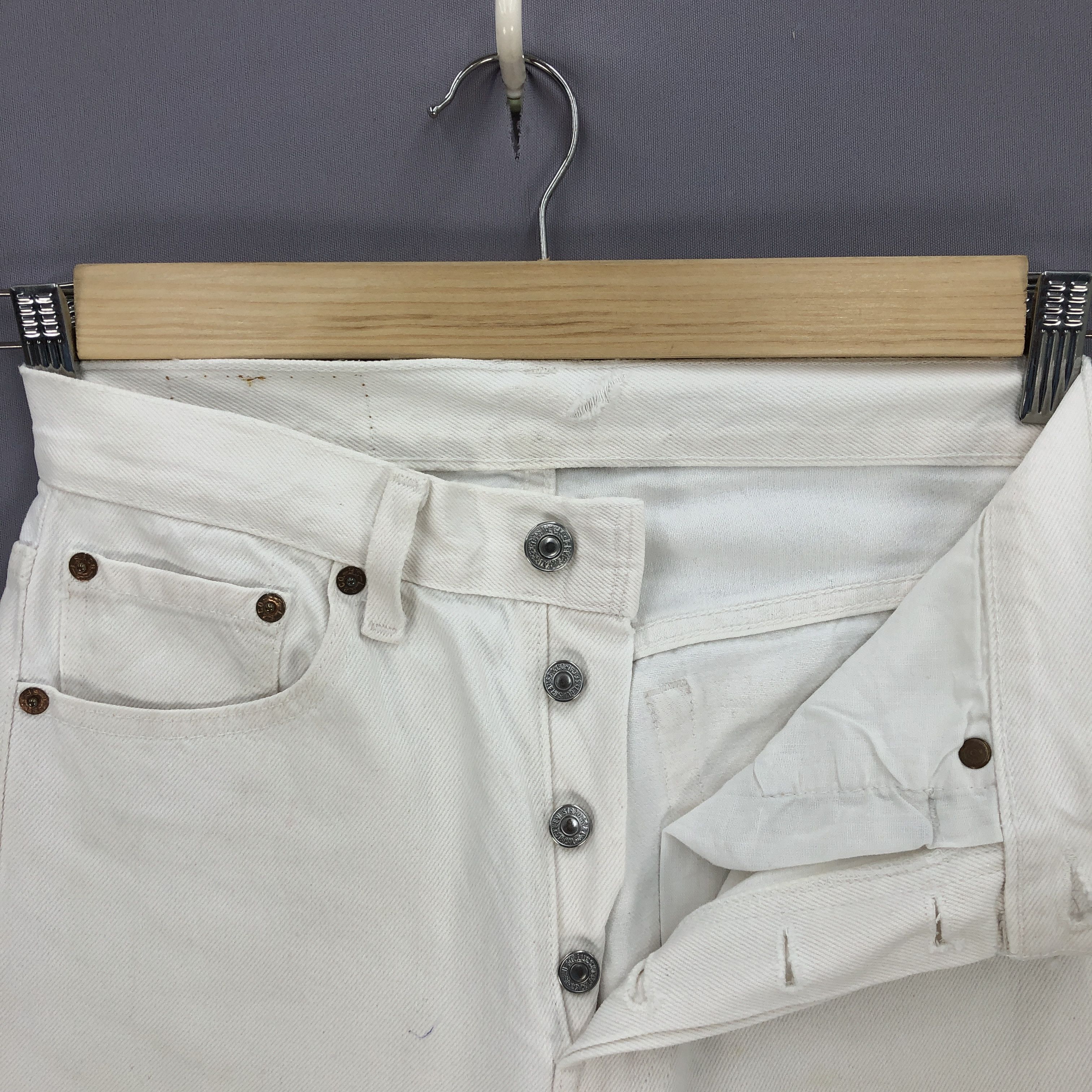 Levi's Vintage Levi's 501 White Jeans Levis 501 White Denim Pants Size 26" / US 2 / IT 38 - 6 Thumbnail