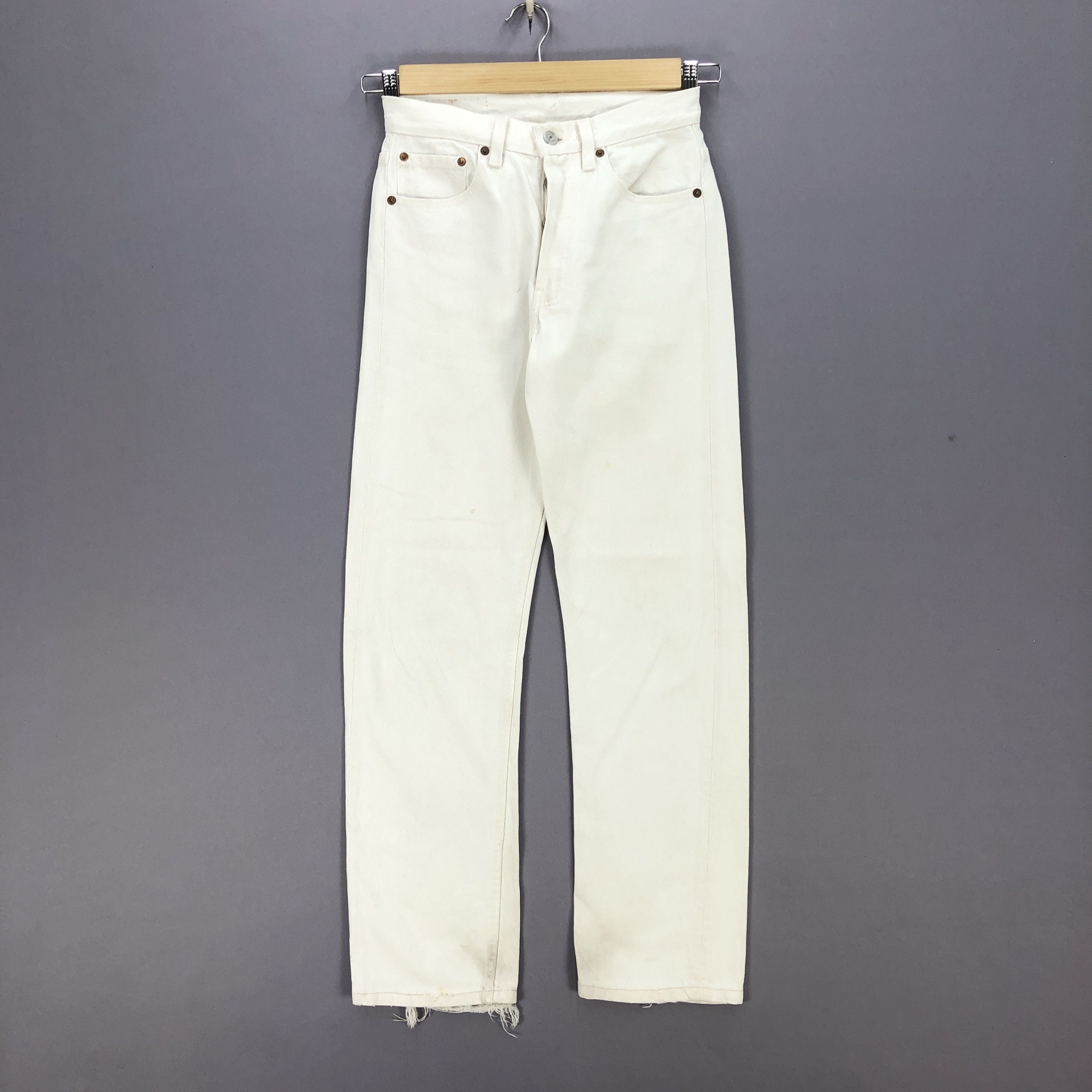 Levi's Vintage Levi's 501 White Jeans Levis 501 White Denim Pants Size 26" / US 2 / IT 38 - 1 Thumbnail