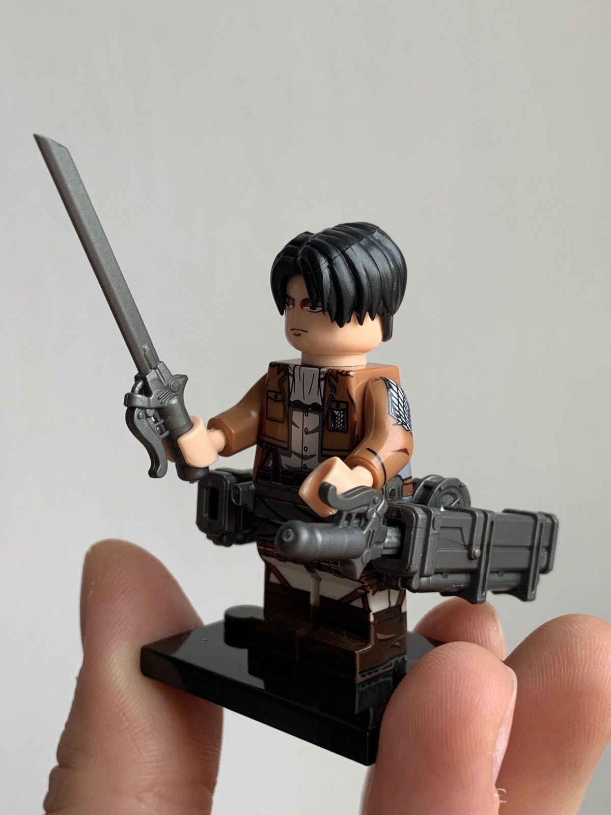 Anime × Designer × Japanese Brand Attack On Titan Anime Figure Minifigure Levi Size ONE SIZE - 5 Thumbnail