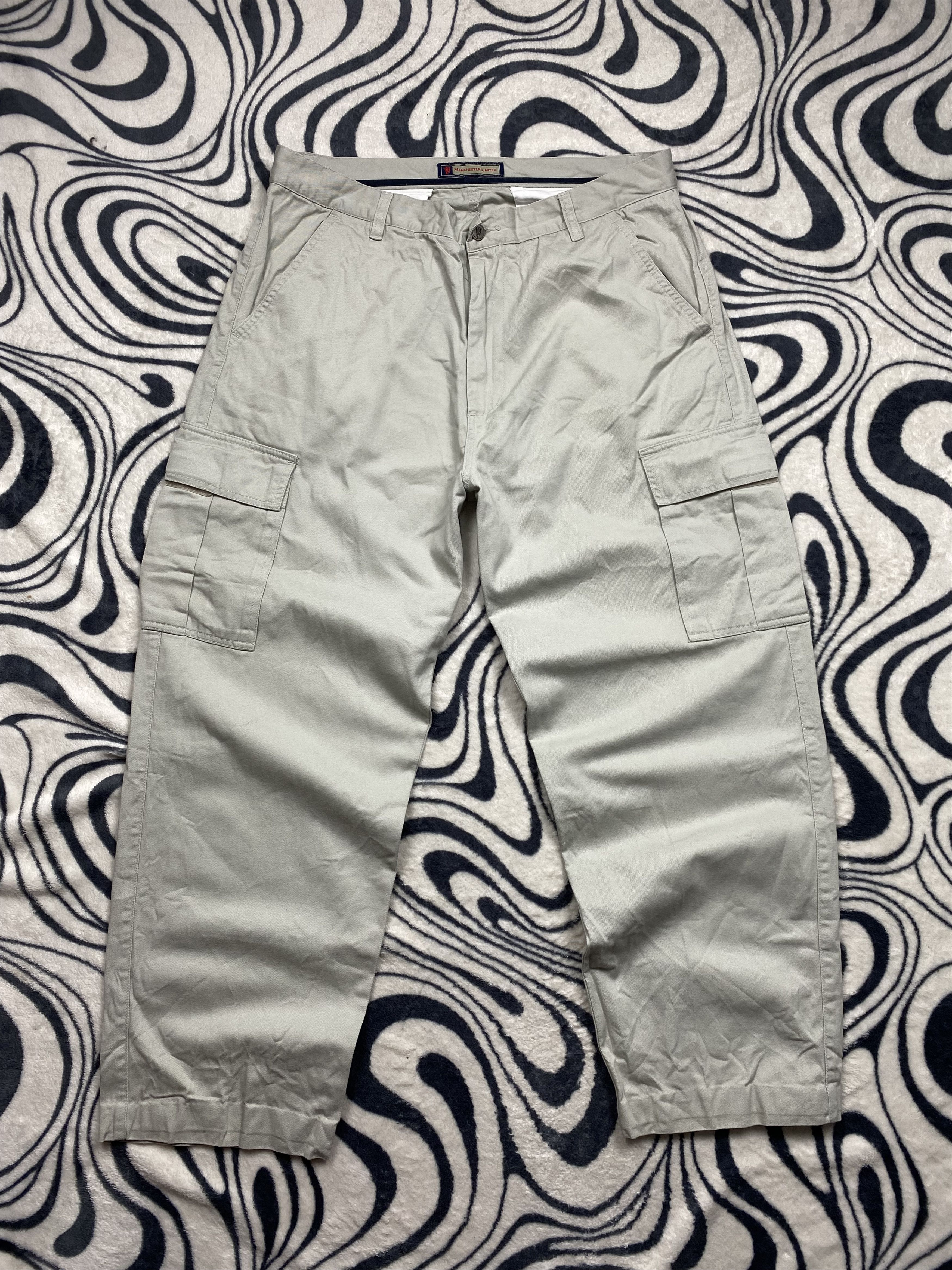 20471120 Manchester United Vintage Mens Cargo Pants Y2K Size US 36 / EU 52 - 1 Thumbnail