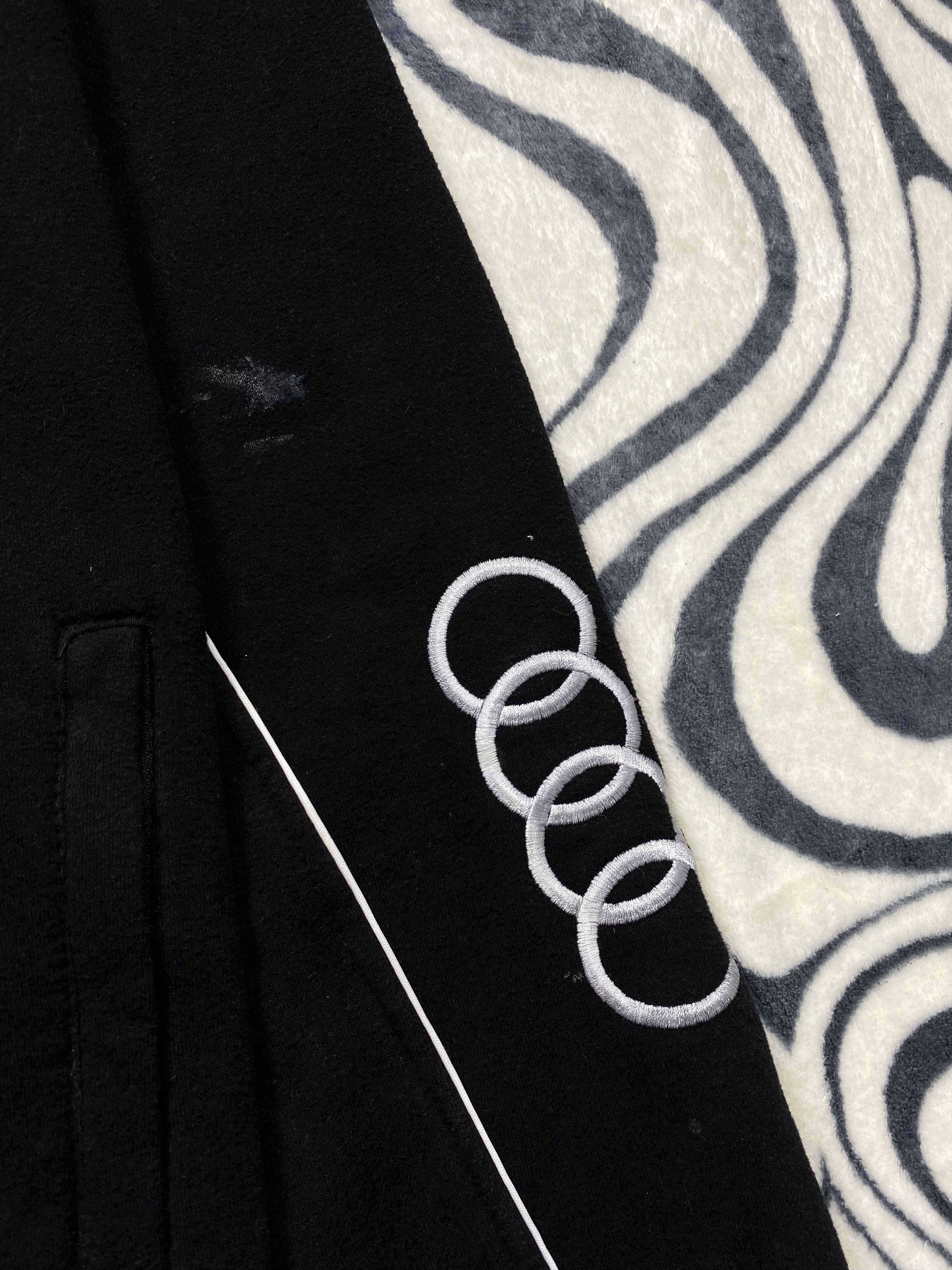 Audi Audi RS Vintage Distressed Mens Racing Wear Zip Hoodie Y2K Size US XXL / EU 58 / 5 - 5 Thumbnail