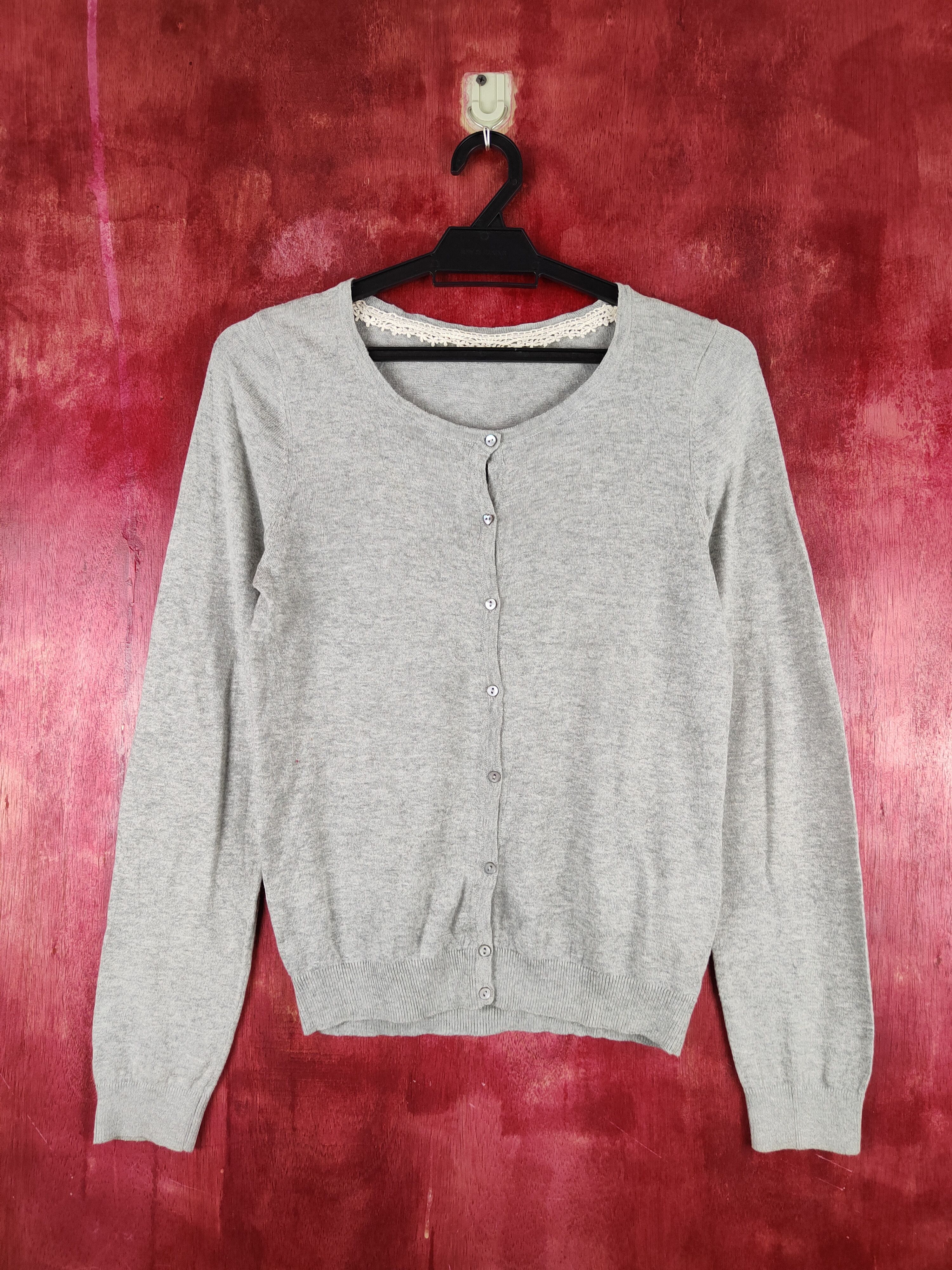 Japanese Brand Earth Music & Ecology Gray Knitwear Cardigan #S1055 Size S / US 4 / IT 40 - 1 Thumbnail