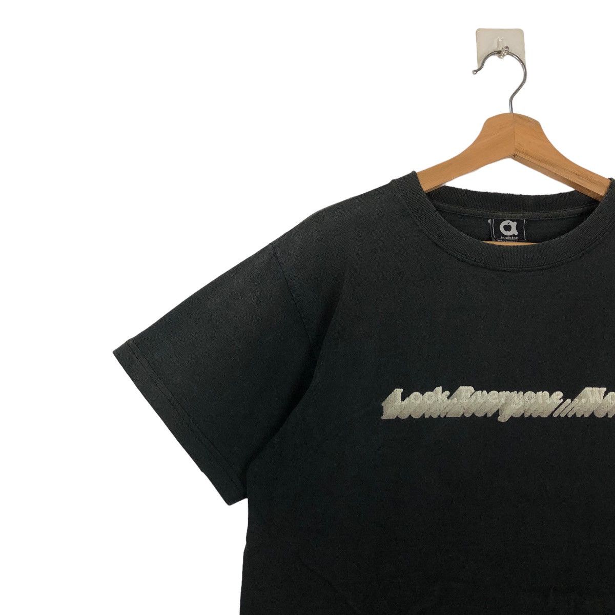 Japanese Brand 🔥90’s Vintage Apple Tea T-Shirt Promo Tokyo Japan Size US M / EU 48-50 / 2 - 5 Thumbnail