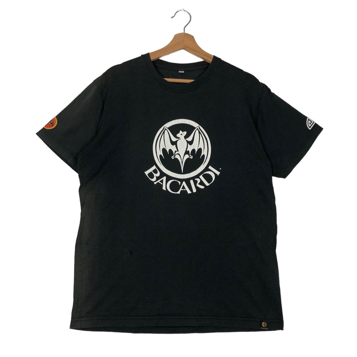 Japanese Brand 🔥RARE STYLE PUNK BACARDI JAPAN BIG LOGO TEE Size US XL / EU 56 / 4 - 1 Thumbnail