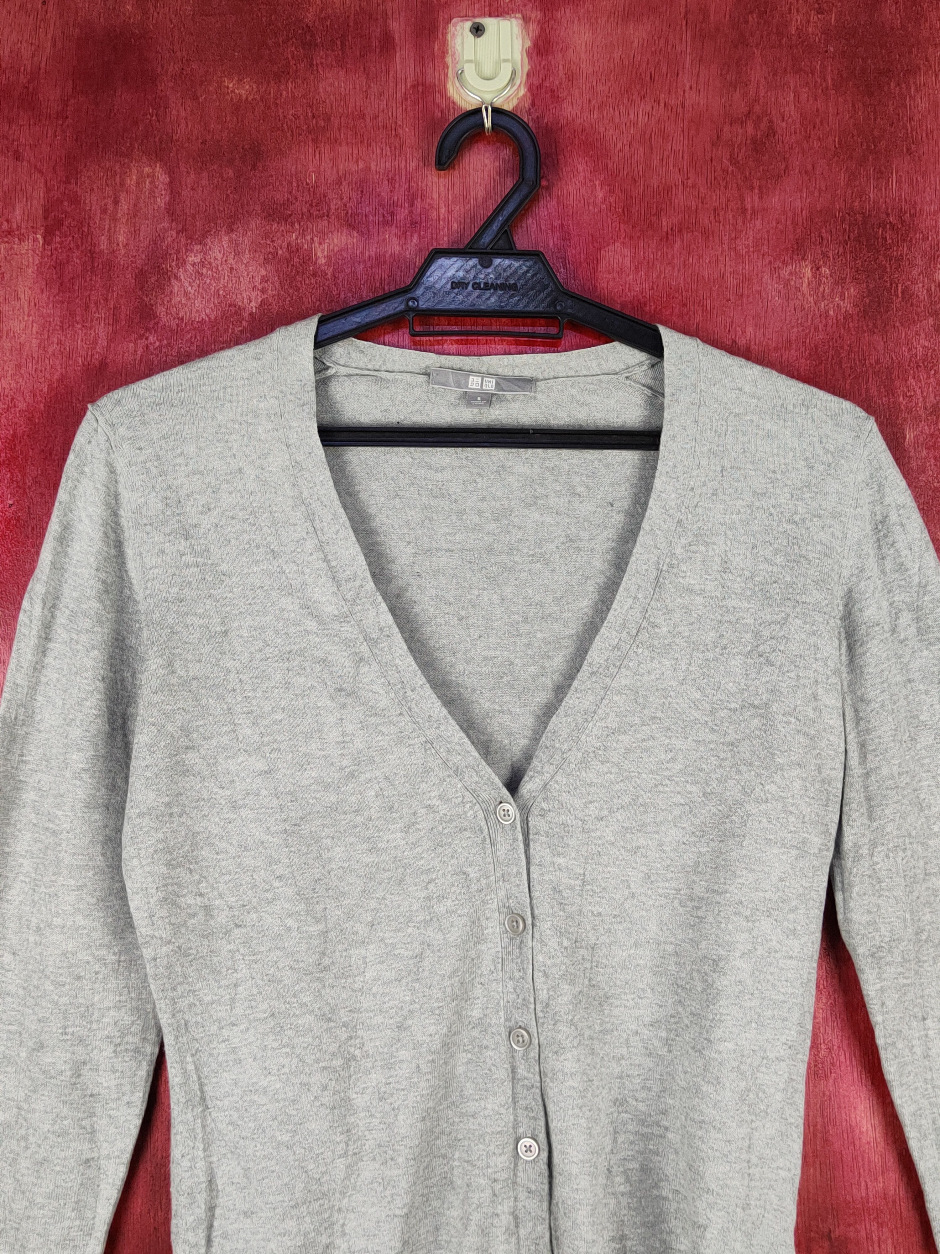 Japanese Brand Uniqlo vintage japan Gray Knitwear Cardigan #S1087 Size S / US 4 / IT 40 - 2 Thumbnail