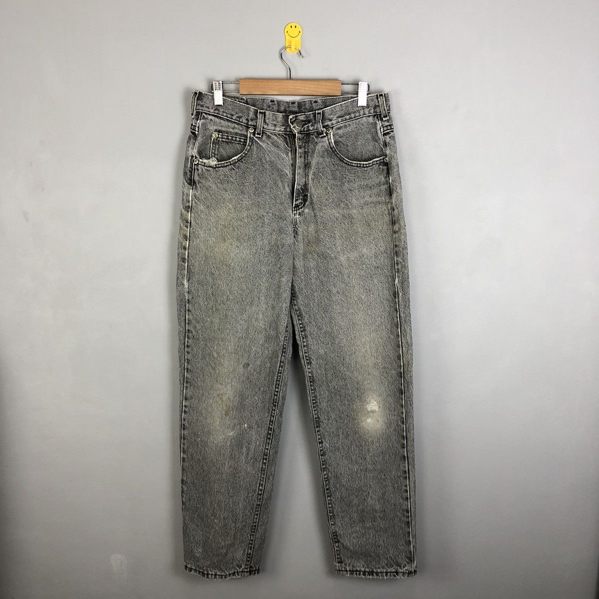 image of Retro Vintage Distressed Denim Jeans By Lee (Authentic) in Black, Men's (Size 29)