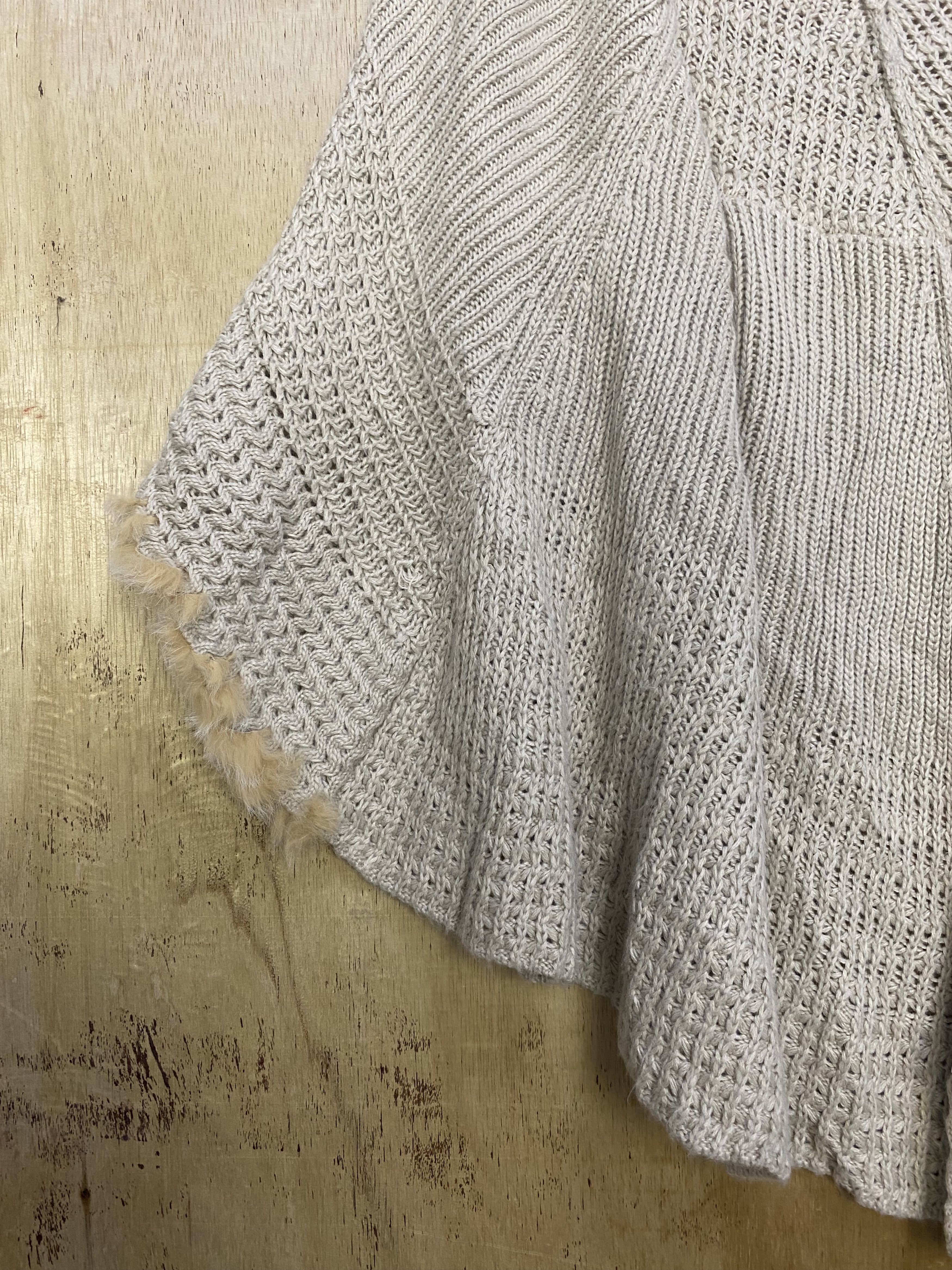 Aran Isles Knitwear Mariposo Fleece Open UnButton Crochet Knit Cardigan #4362 Size ONE SIZE - 7 Thumbnail