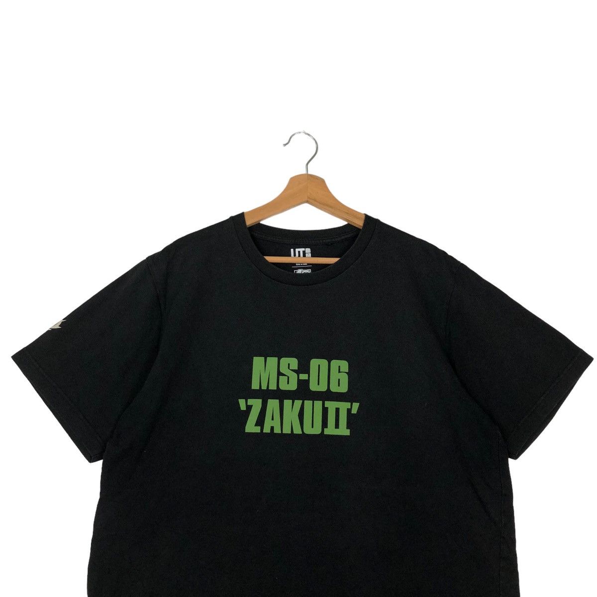Cartoon Network 🔥90s Vintage Cartoon T-Shirt Uniqlo 40th Anniversery Gunpla Size US M / EU 48-50 / 2 - 2 Thumbnail