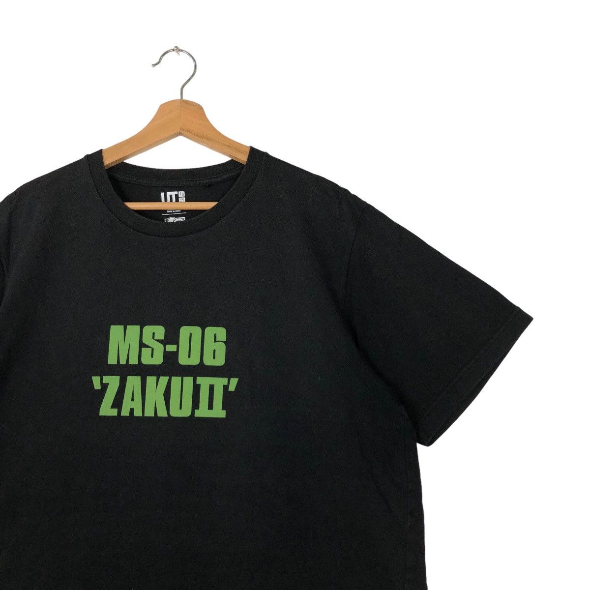 Cartoon Network 🔥90s Vintage Cartoon T-Shirt Uniqlo 40th Anniversery Gunpla Size US M / EU 48-50 / 2 - 5 Thumbnail