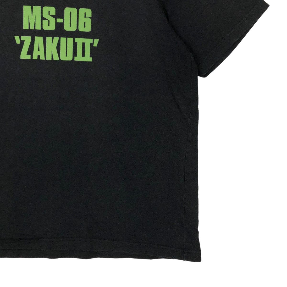 Cartoon Network 🔥90s Vintage Cartoon T-Shirt Uniqlo 40th Anniversery Gunpla Size US M / EU 48-50 / 2 - 4 Thumbnail