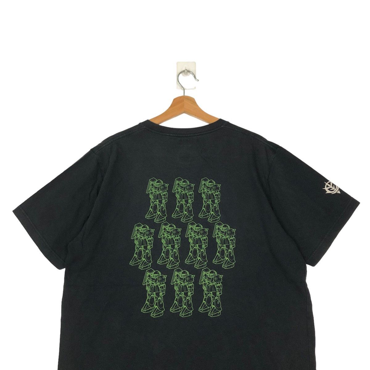 Cartoon Network 🔥90s Vintage Cartoon T-Shirt Uniqlo 40th Anniversery Gunpla Size US M / EU 48-50 / 2 - 8 Thumbnail